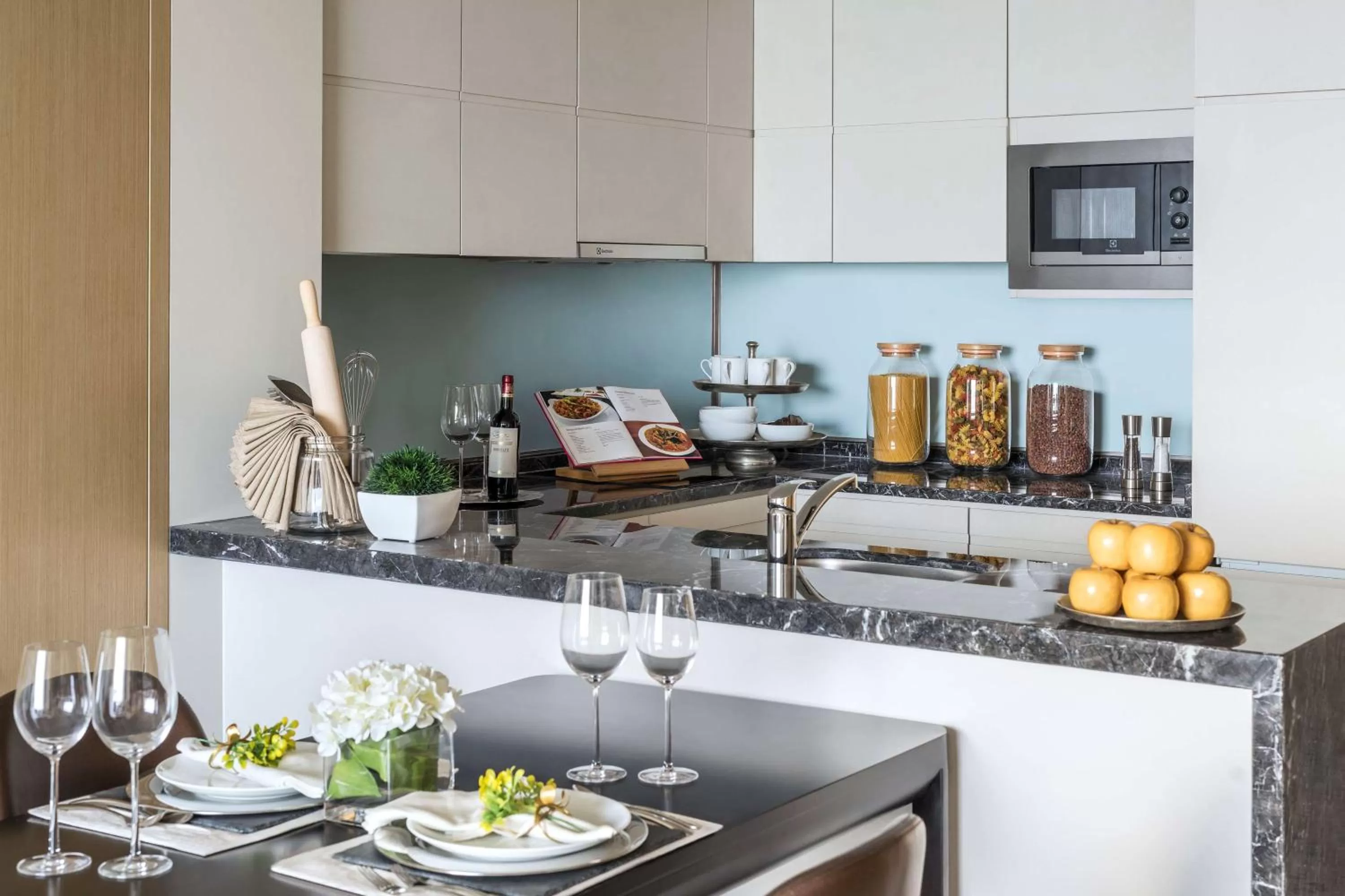 Photo of the whole room in Shangri-La Colombo