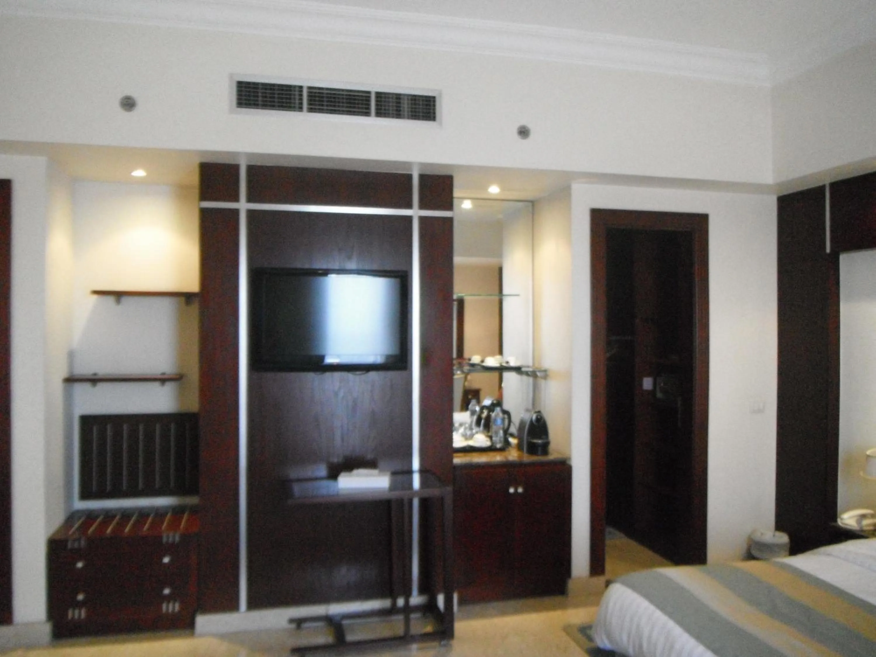 TV and multimedia, Bed in Romance Alexandria Hotel