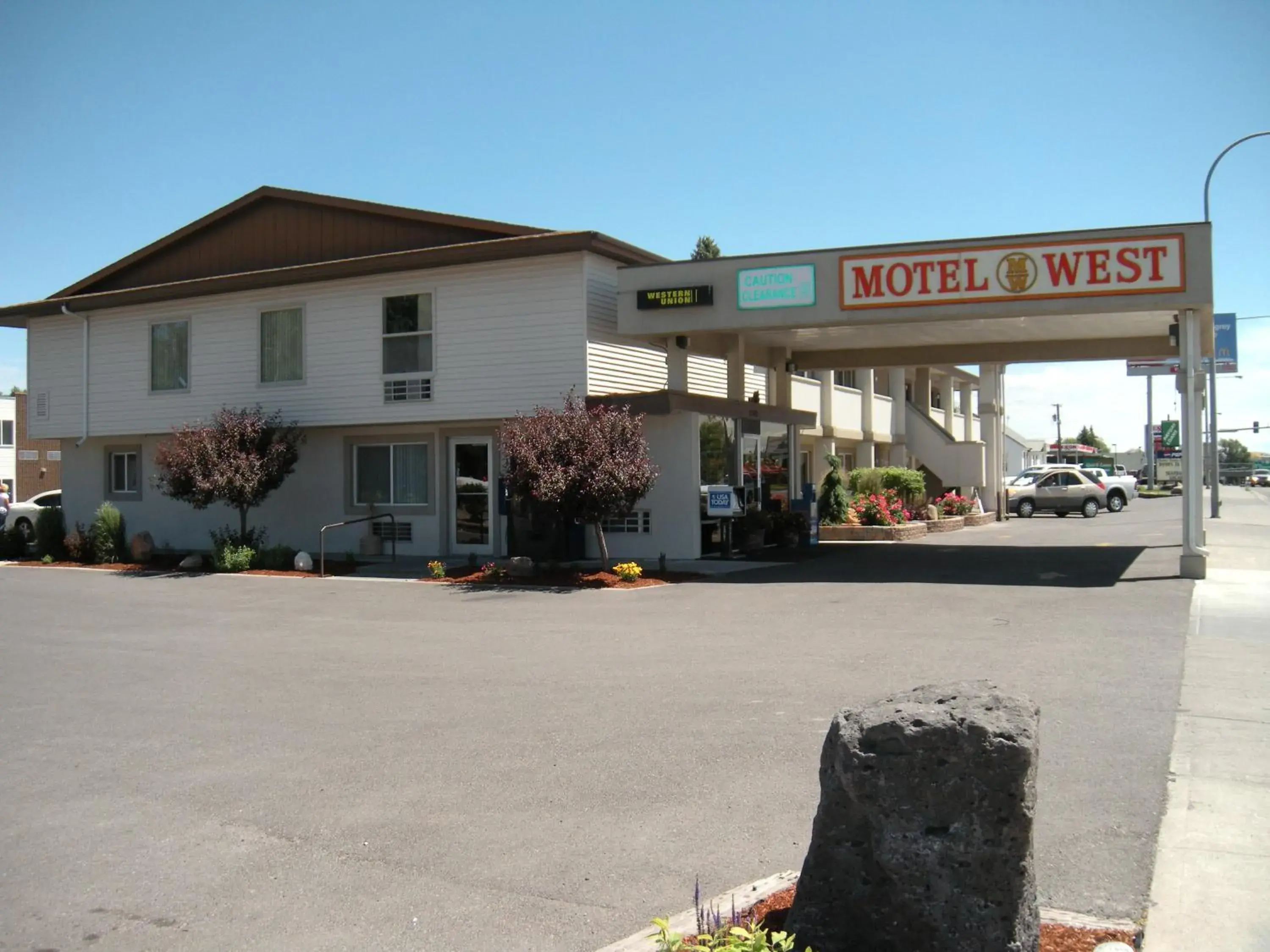 Motel West Motel West