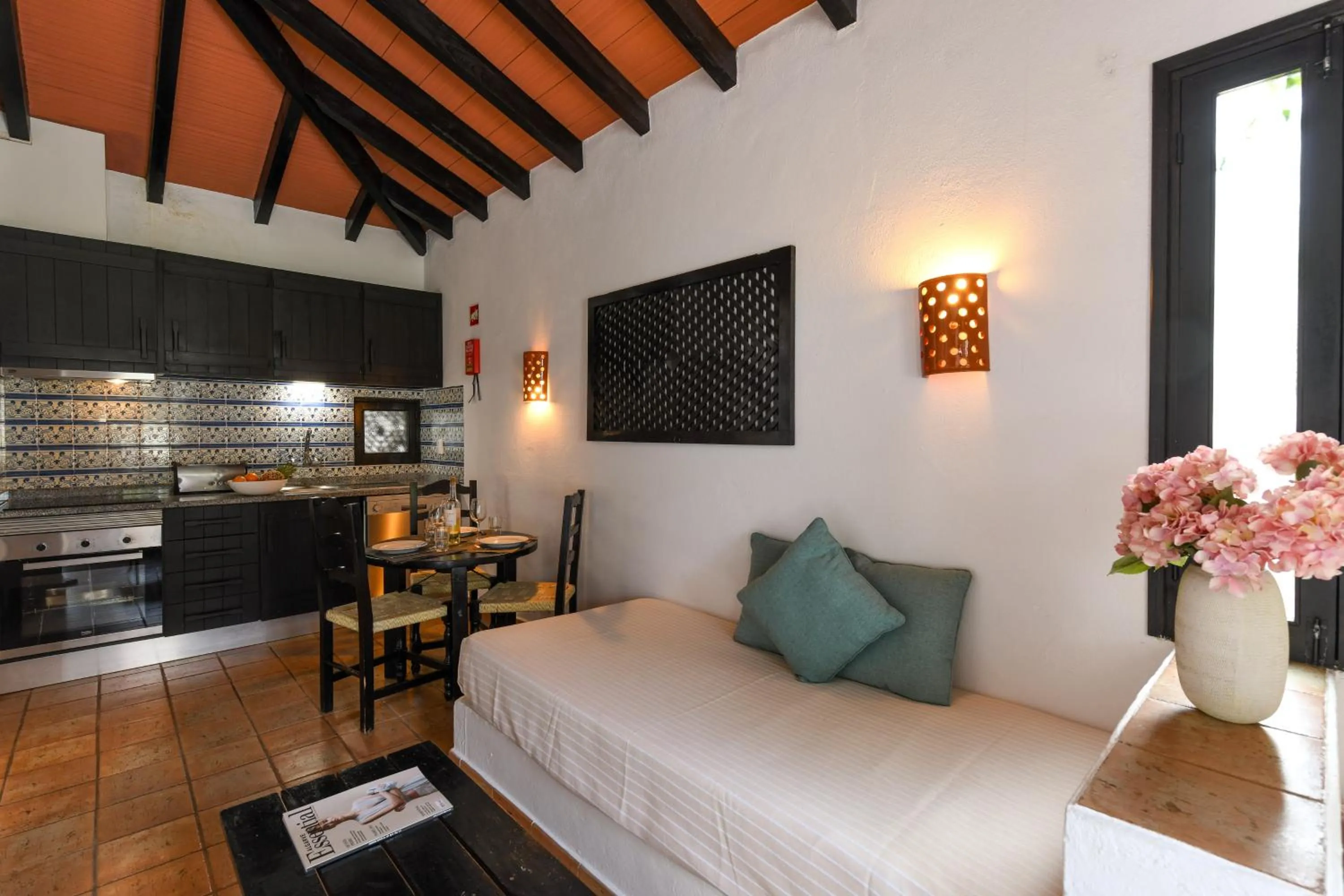 Bed in Pedras Da Rainha