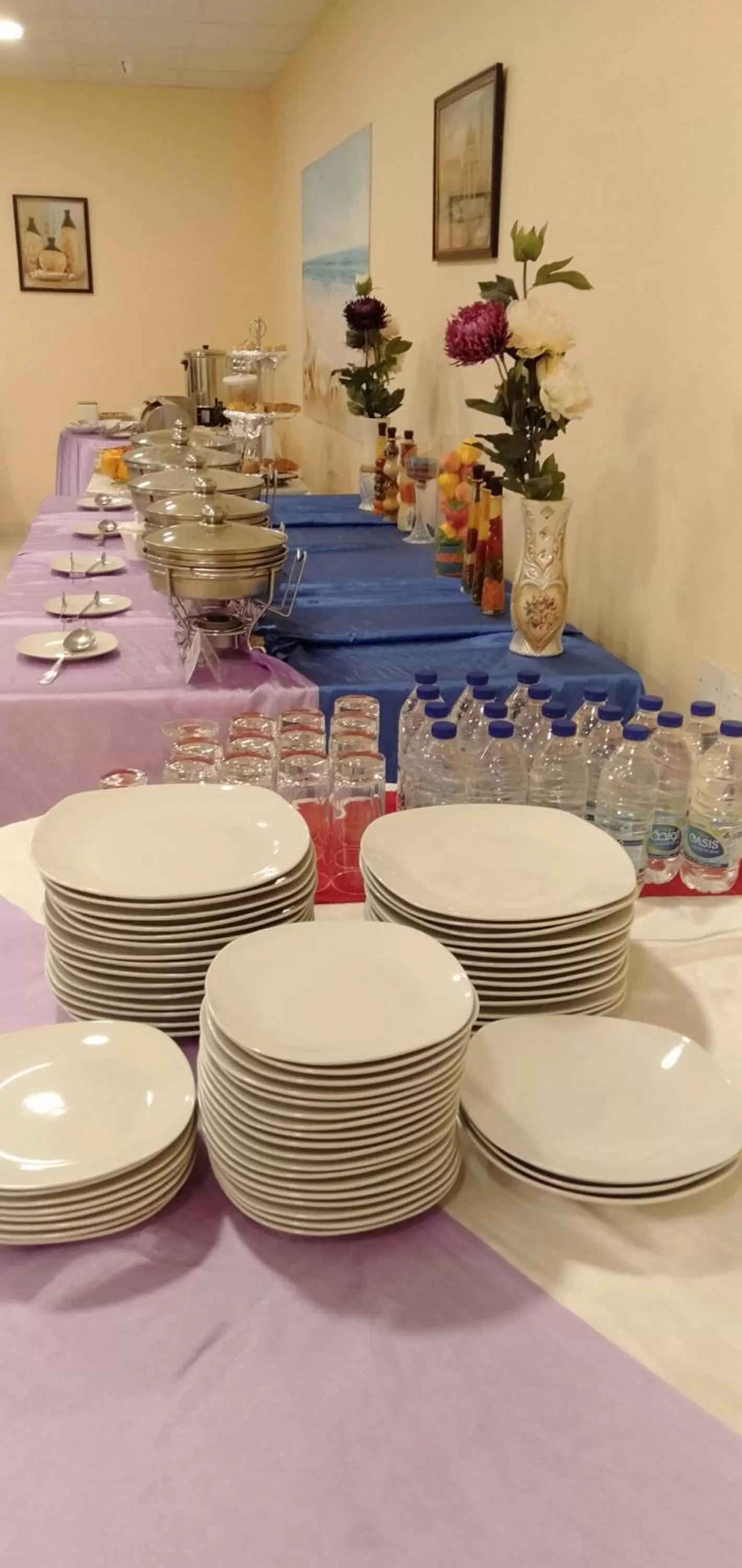 Food and drinks in Tanuf Residency Hotel