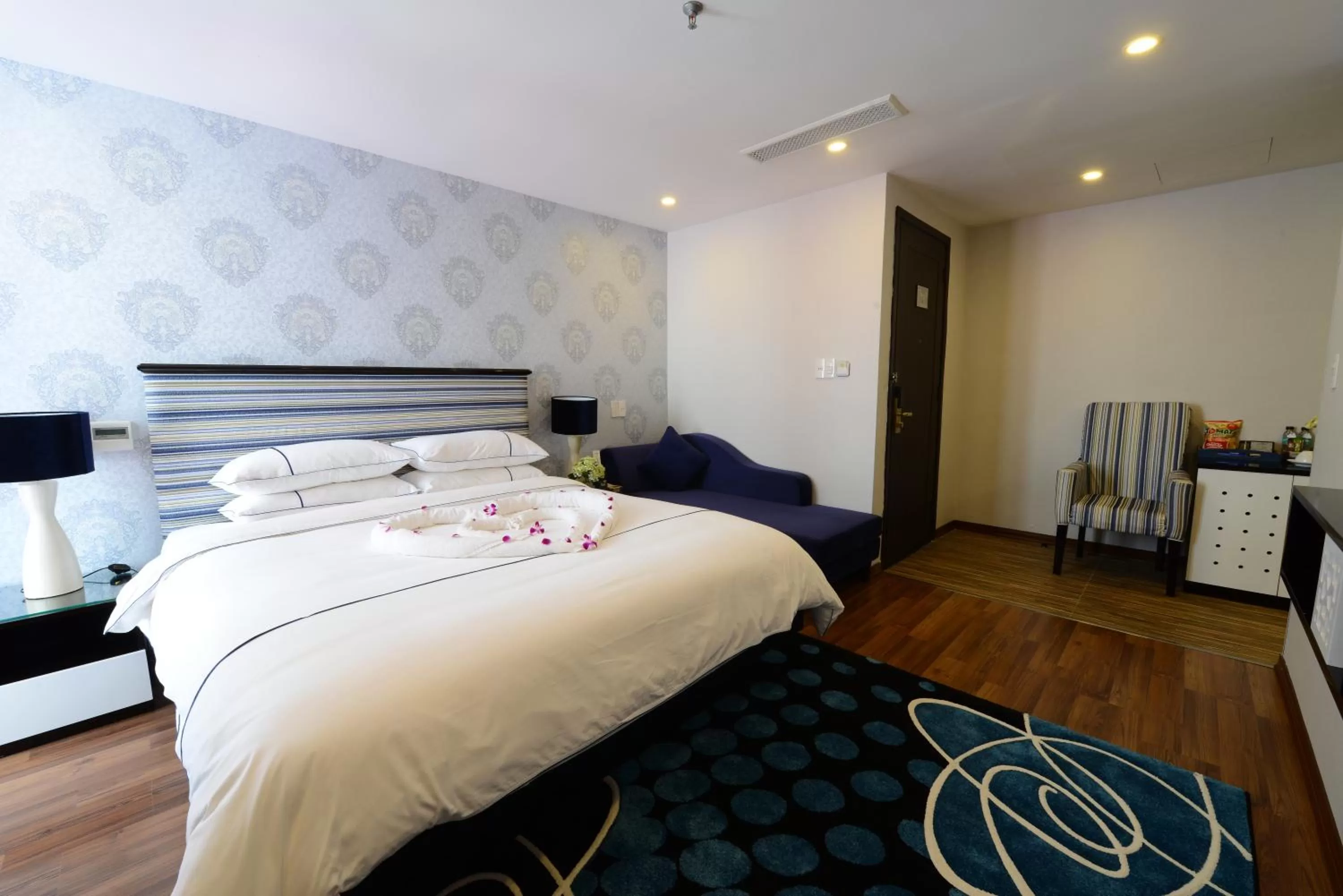 Connecting Room in Hanoi Emerald Waters Hotel & Spa