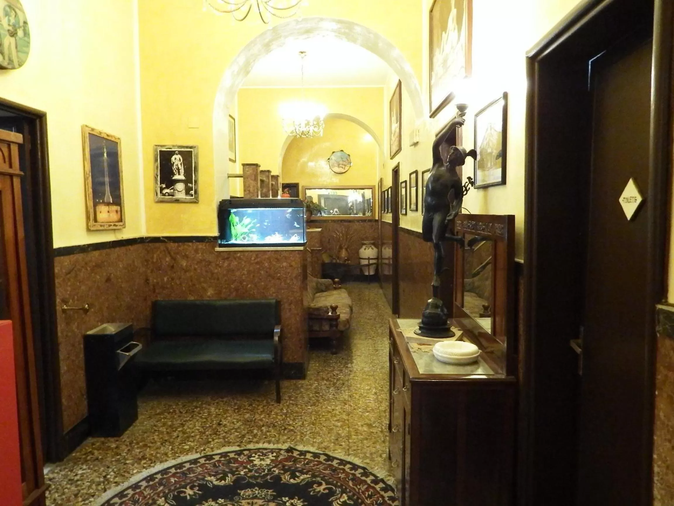 Decorative detail in Hotel Touring