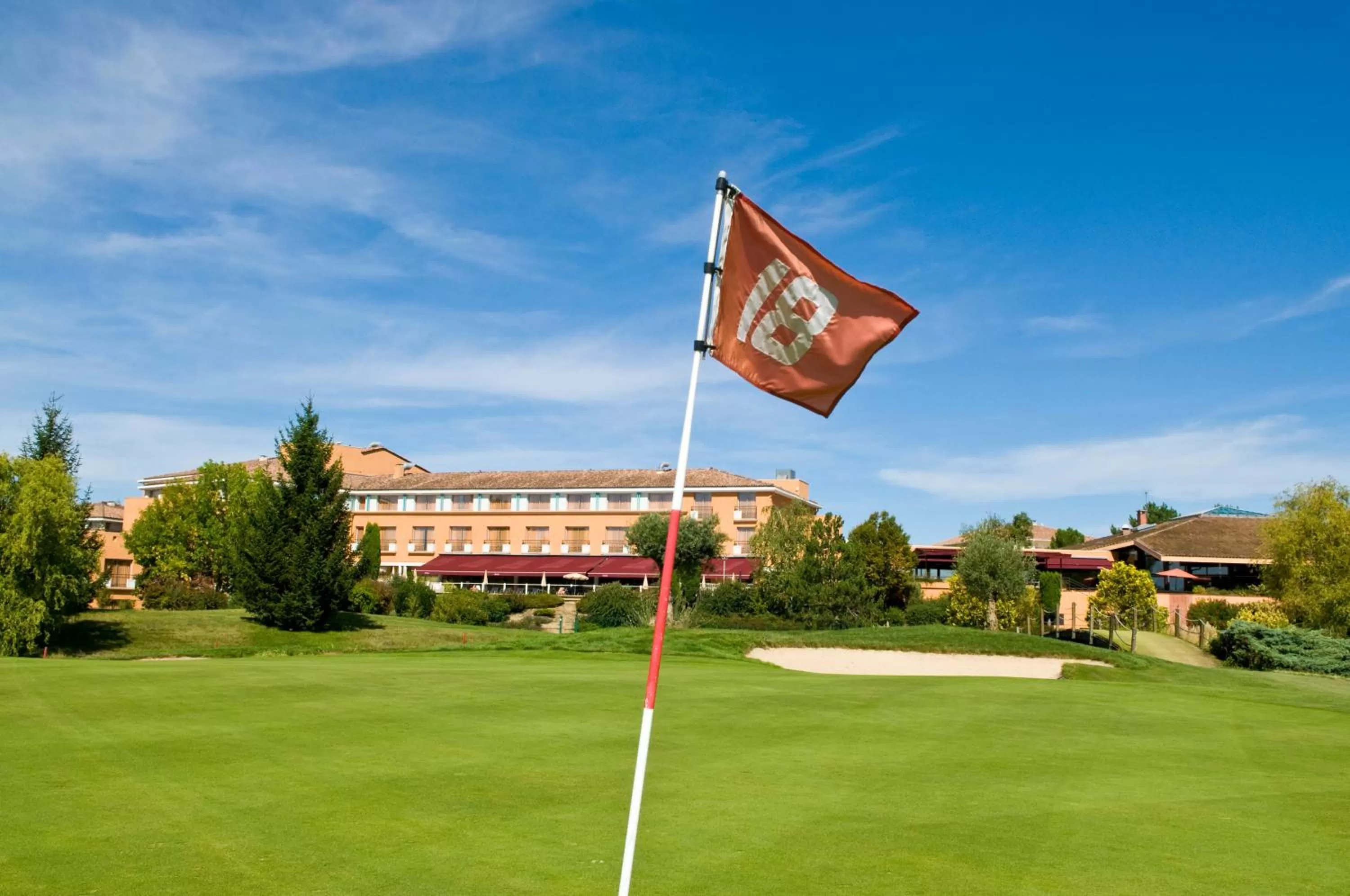 Golfcourse in Mercure Toulouse Aéroport Golf de Seilh