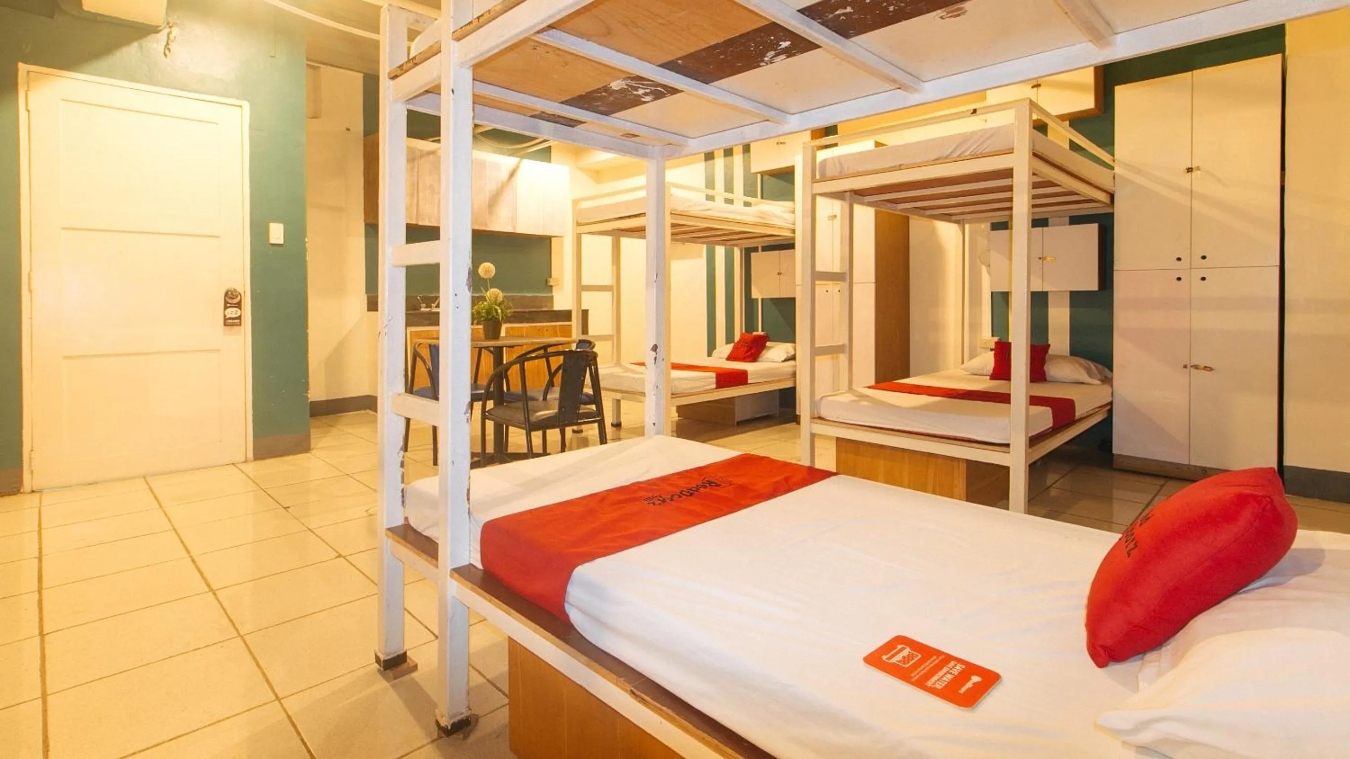 bunk bed, Bed in RedDoorz at Crowne One Condo