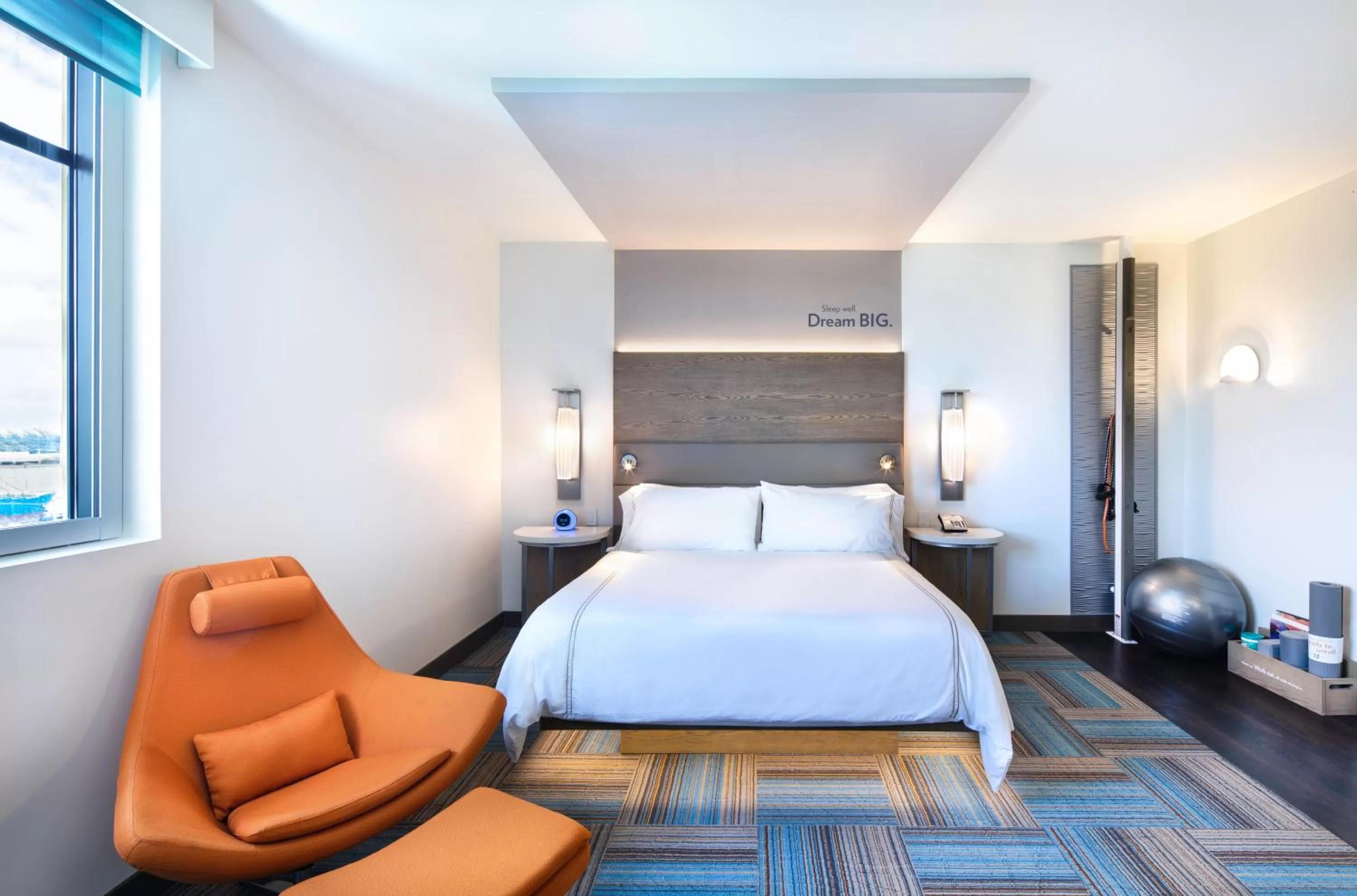 Photo of the whole room, Bed in EVEN Hotel Miami - Airport by IHG