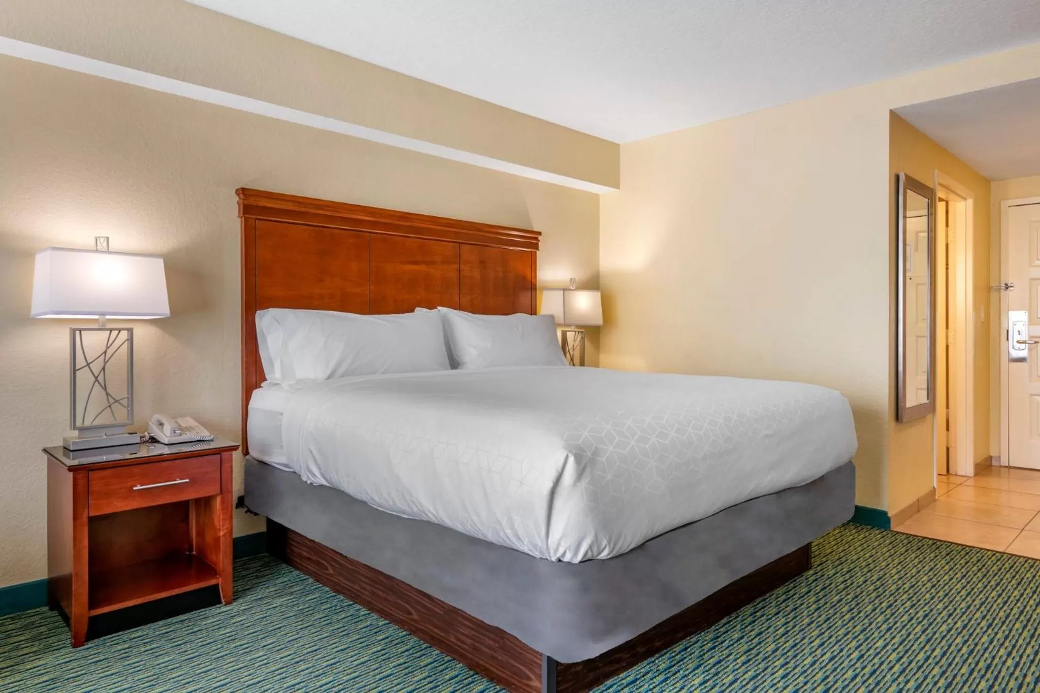 Photo of the whole room, Bed in Holiday Inn Resort Orlando - Lake Buena Vista by IHG