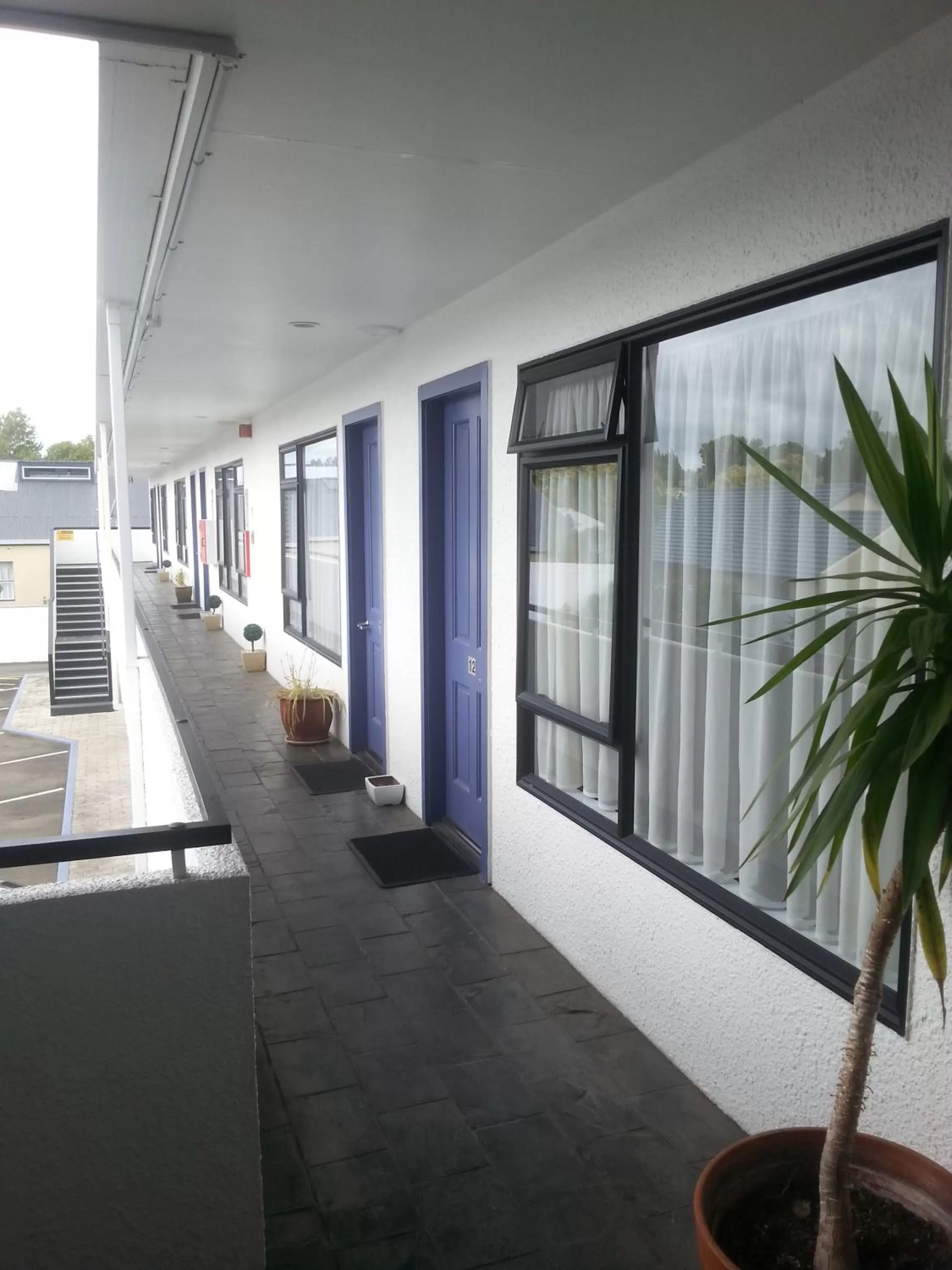 Property building in Shadzz Motel