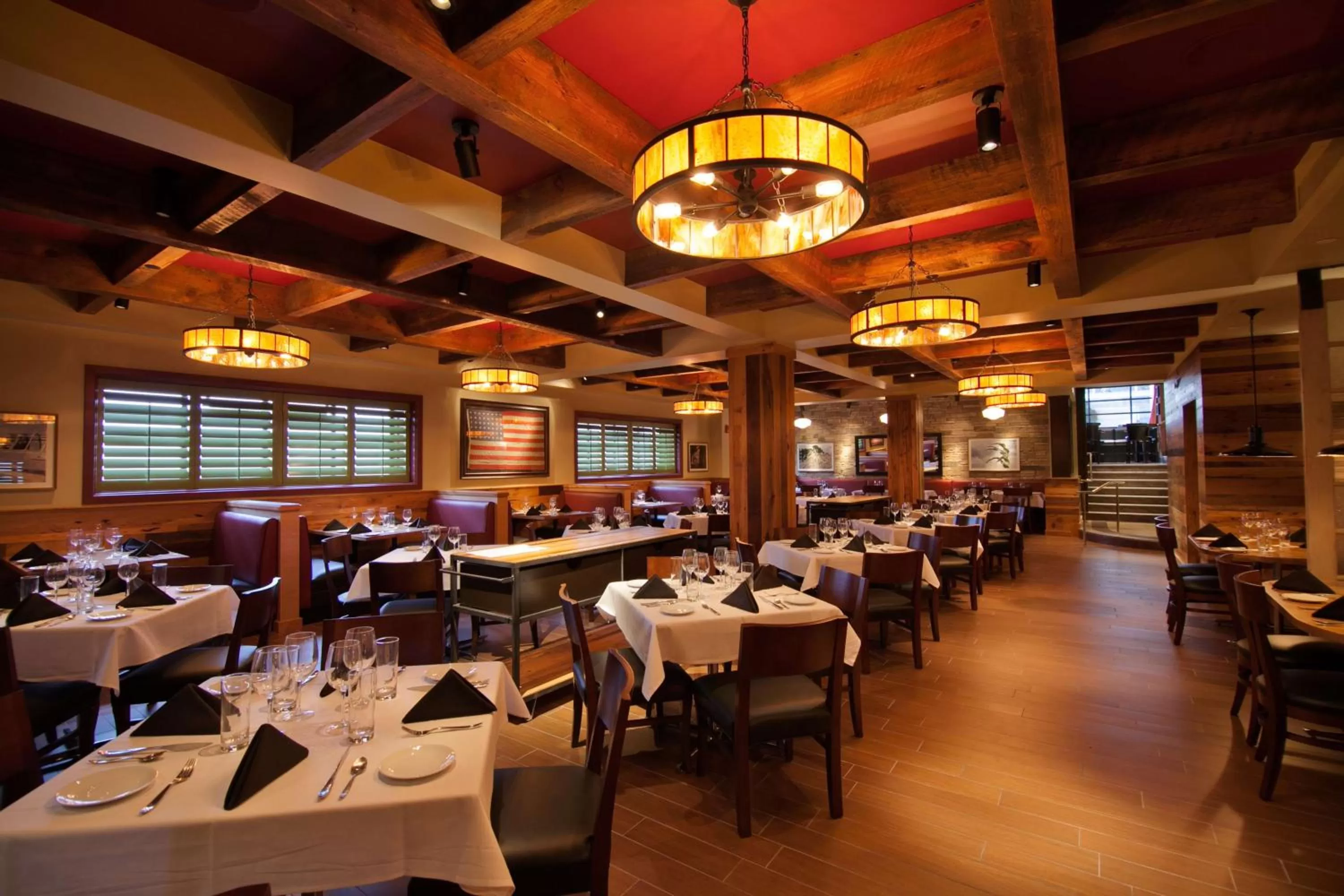 Restaurant/places to eat in Hilton President Kansas City