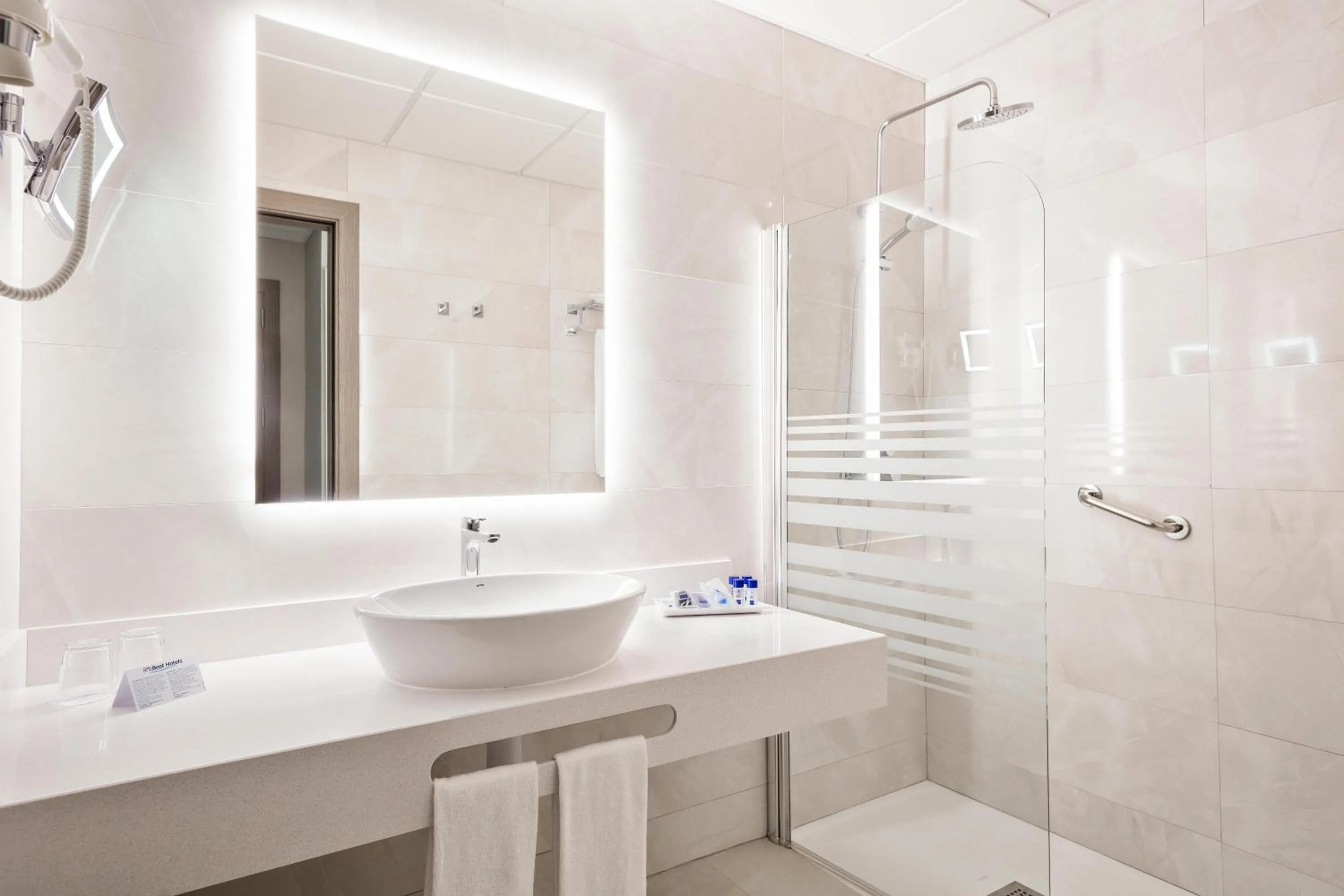 Bathroom in Hotel Best Costa Ballena