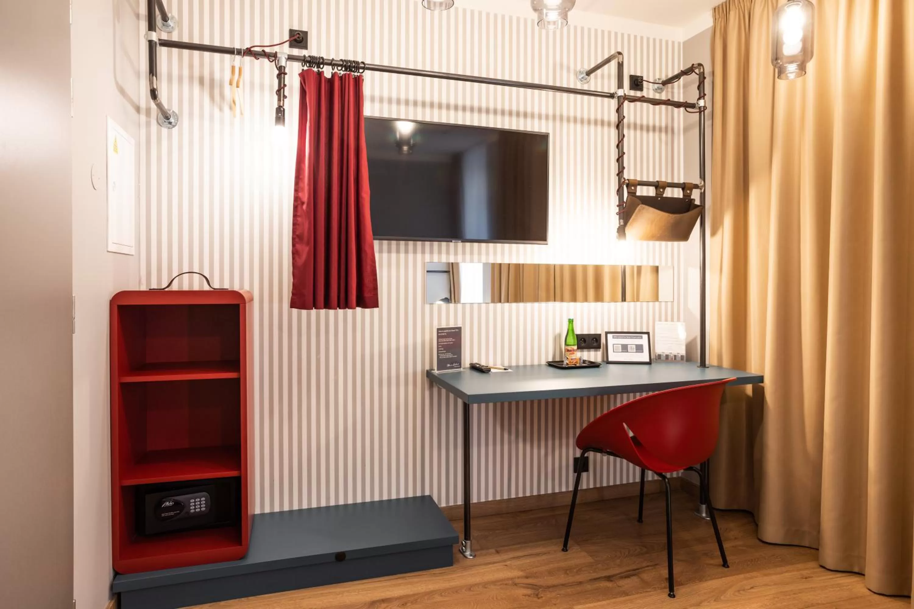 TV and multimedia in Miss Sophie's Downtown