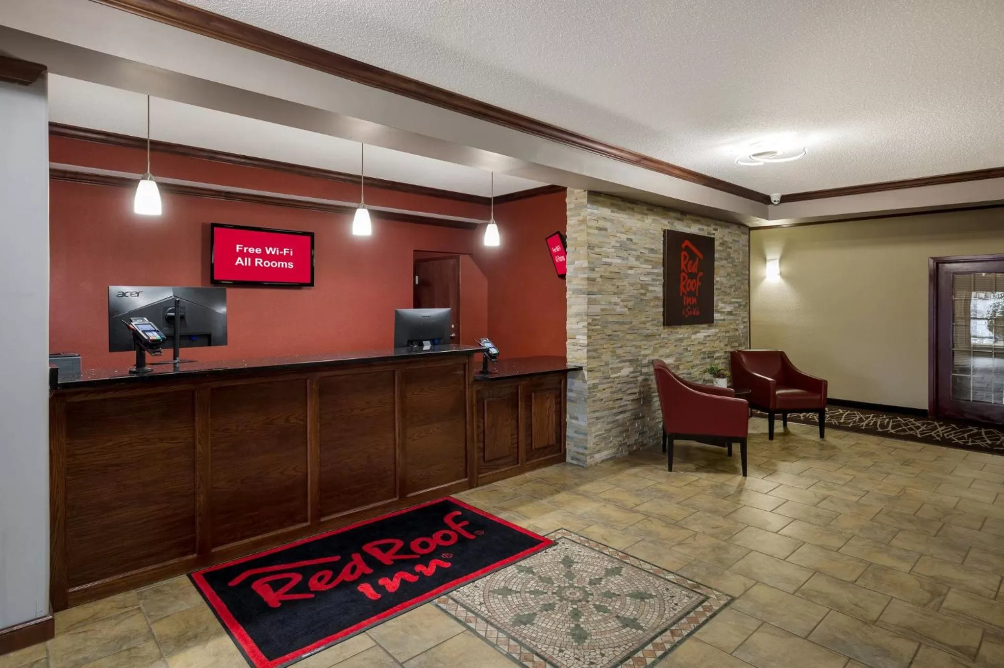 Lobby or reception in Red Roof Inn & Suites Bloomsburg - Mifflinville
