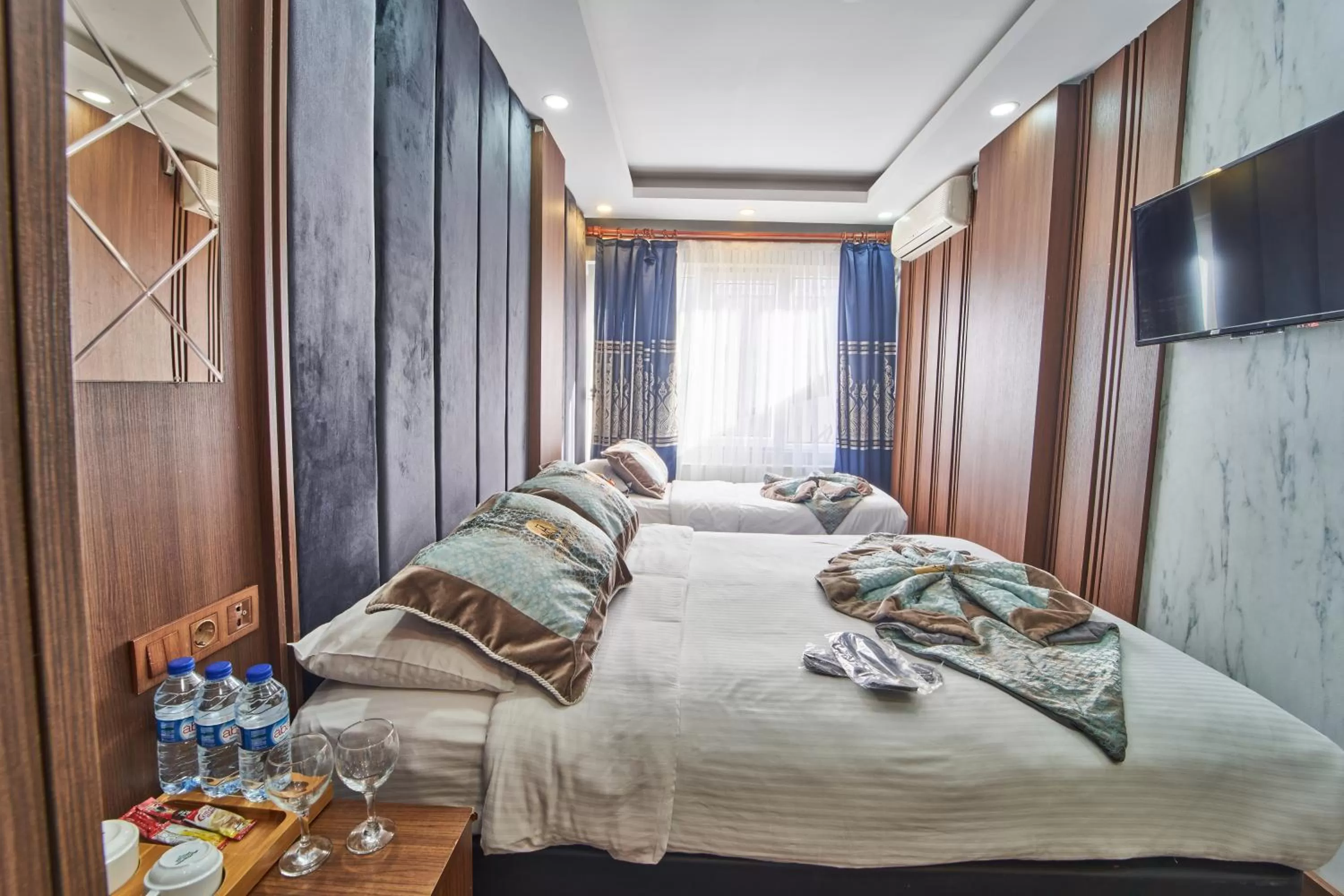 Bed in Istanbul Sirkeci Hotel