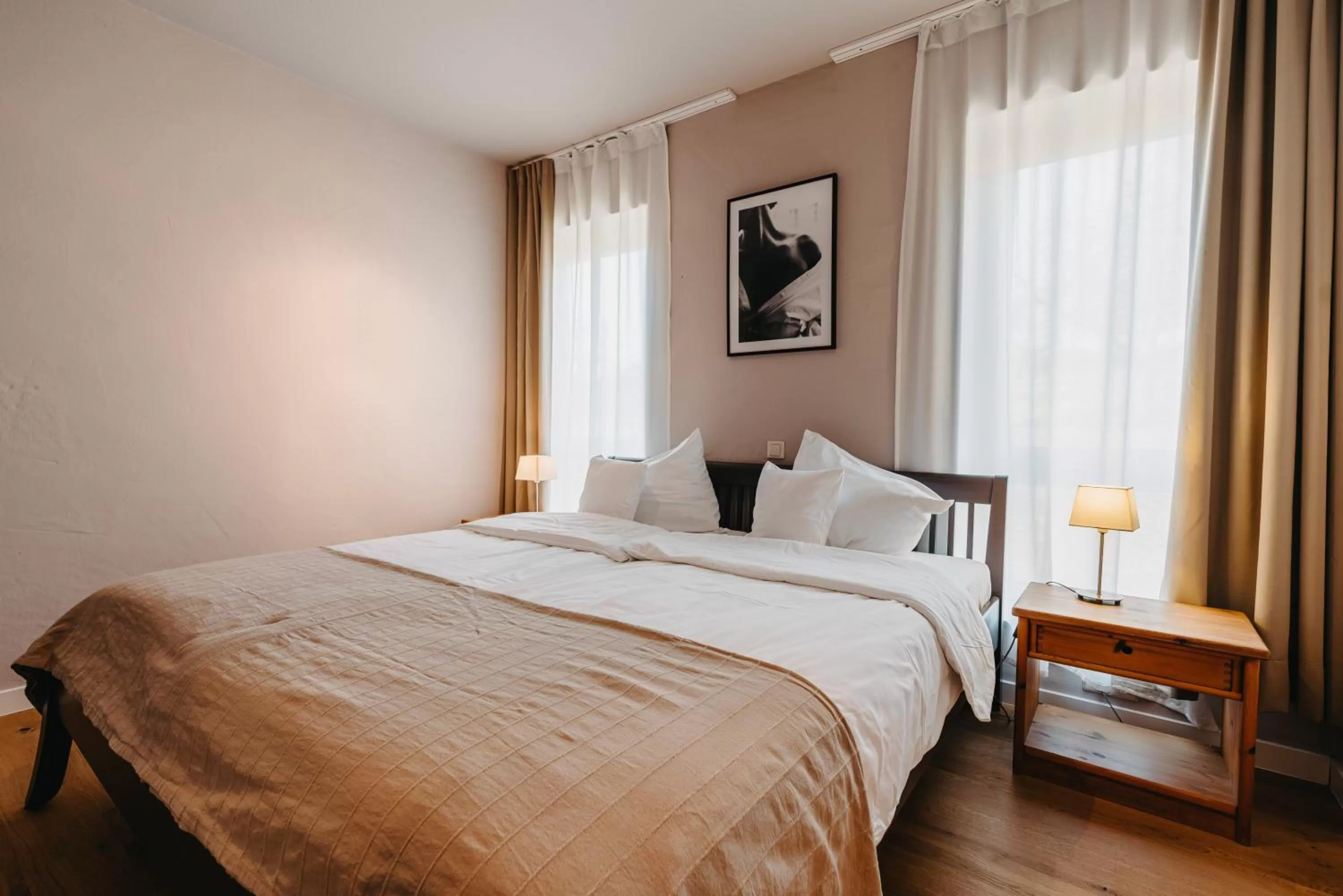 Photo of the whole room, Bed in Becksteiner Rebenhof