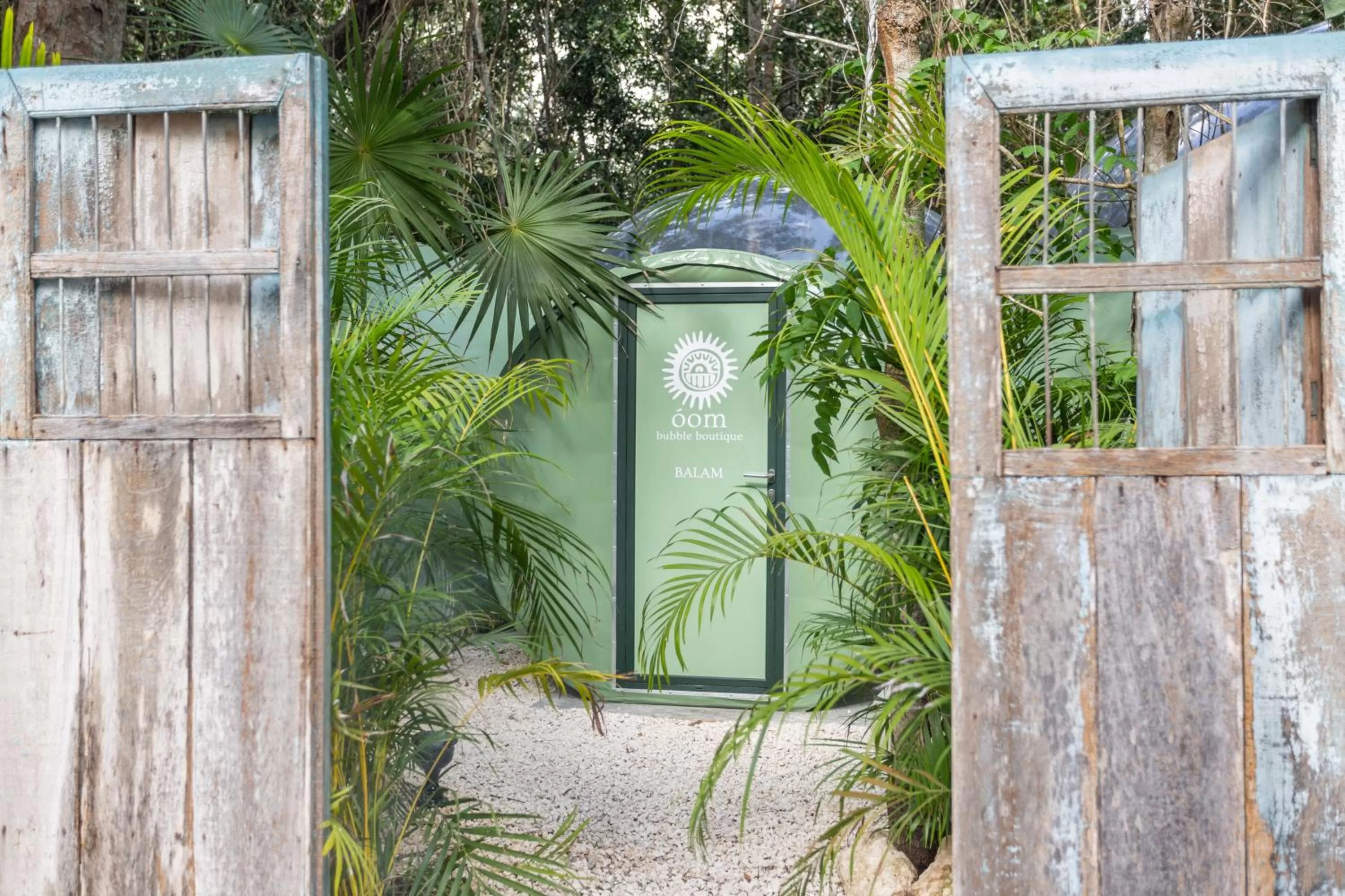 Facade/entrance in Oom Bubble Boutique Riviera Cancun - Adults Only