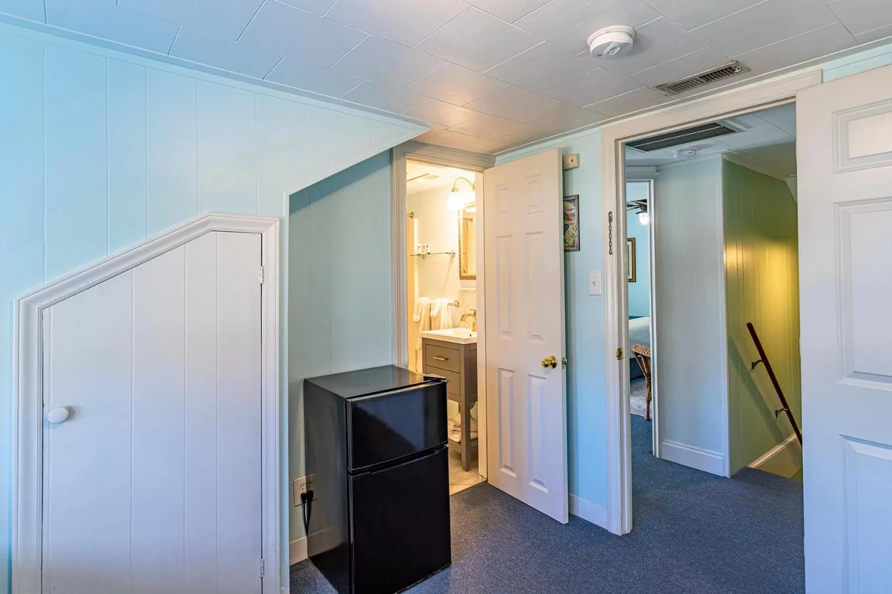 Bedroom, Bathroom in Island Motel OBX