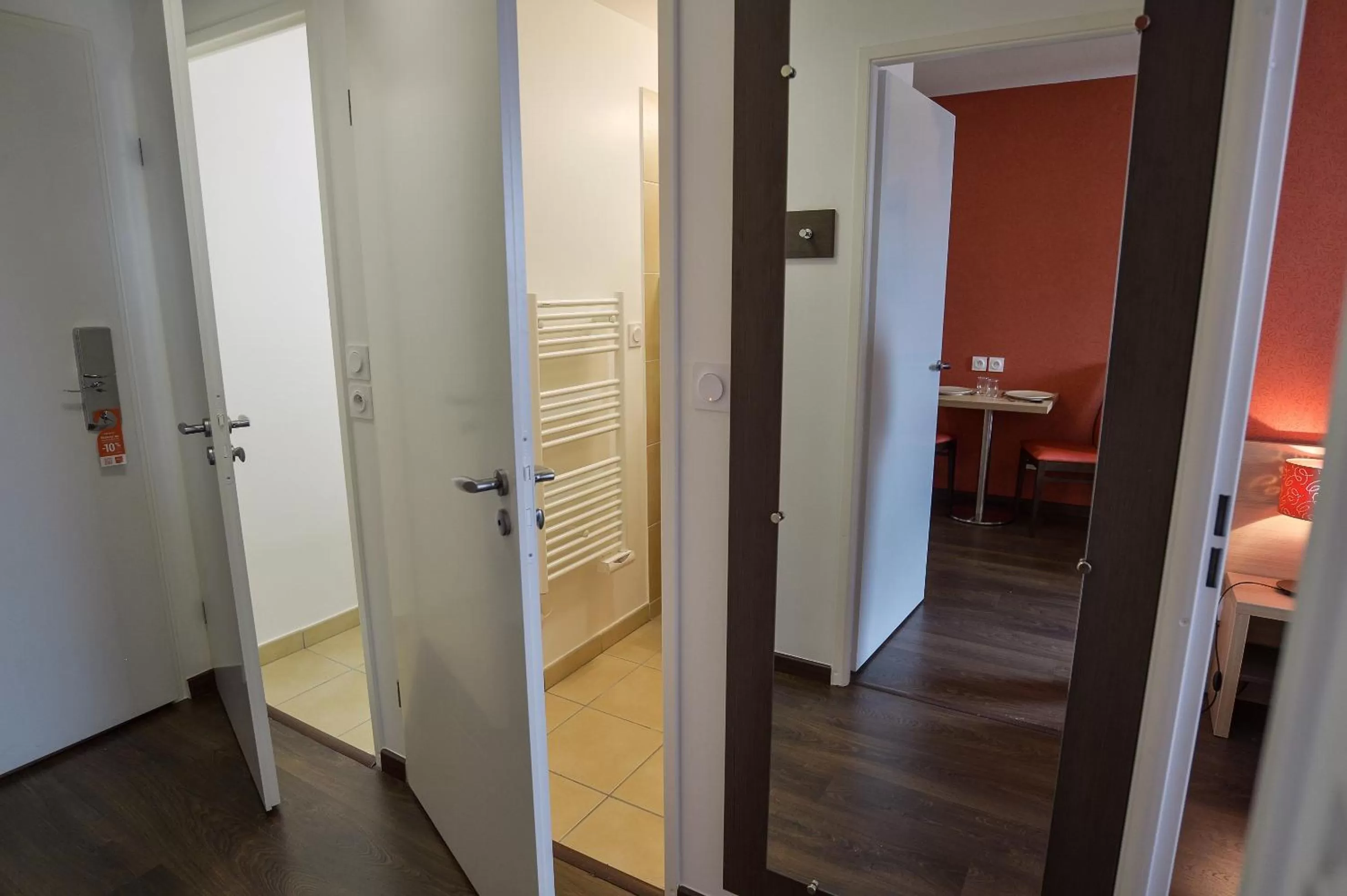 Bathroom in Apparthotel Privilodges Carré de Jaude