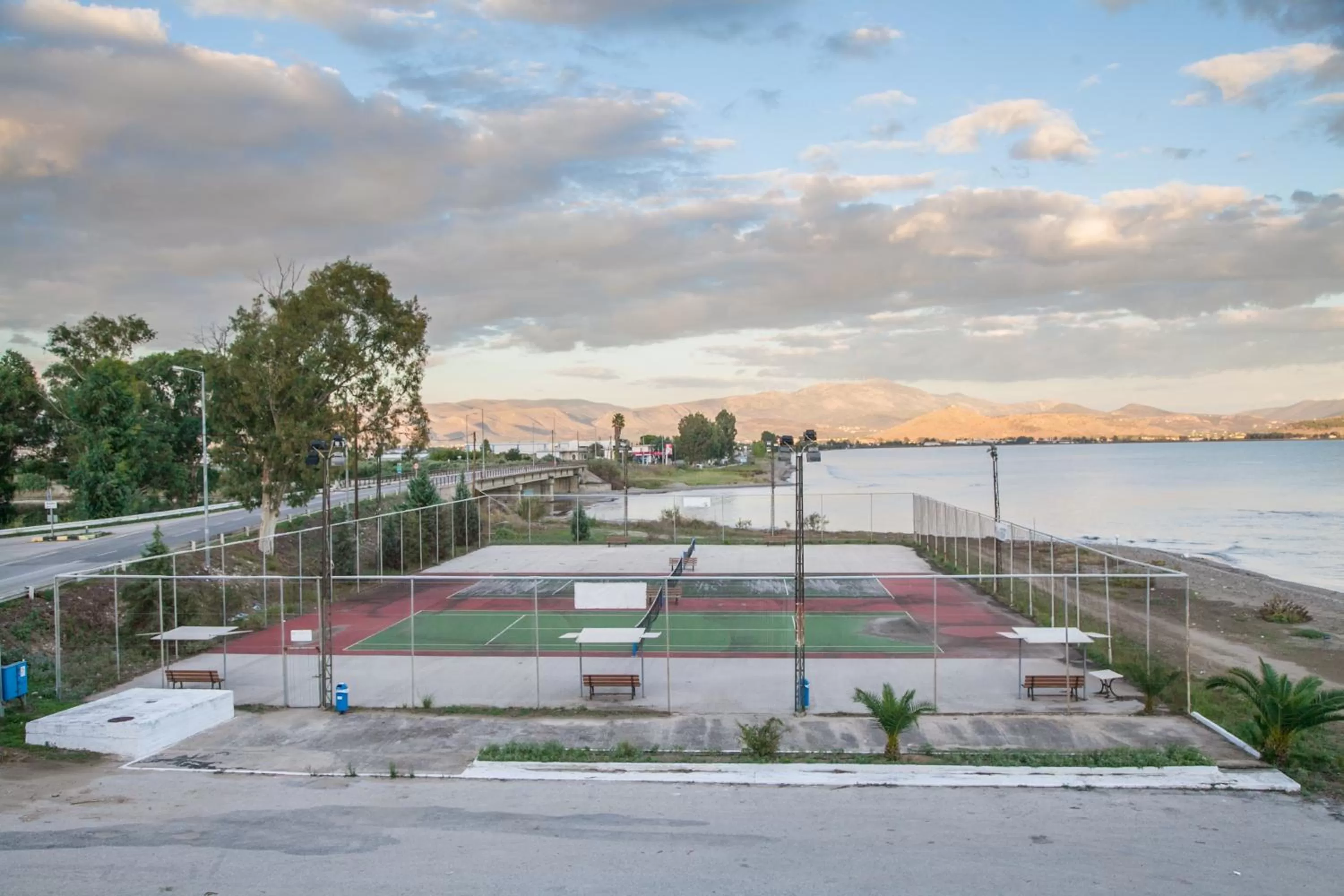 Tennis court in Ignatia Hotel