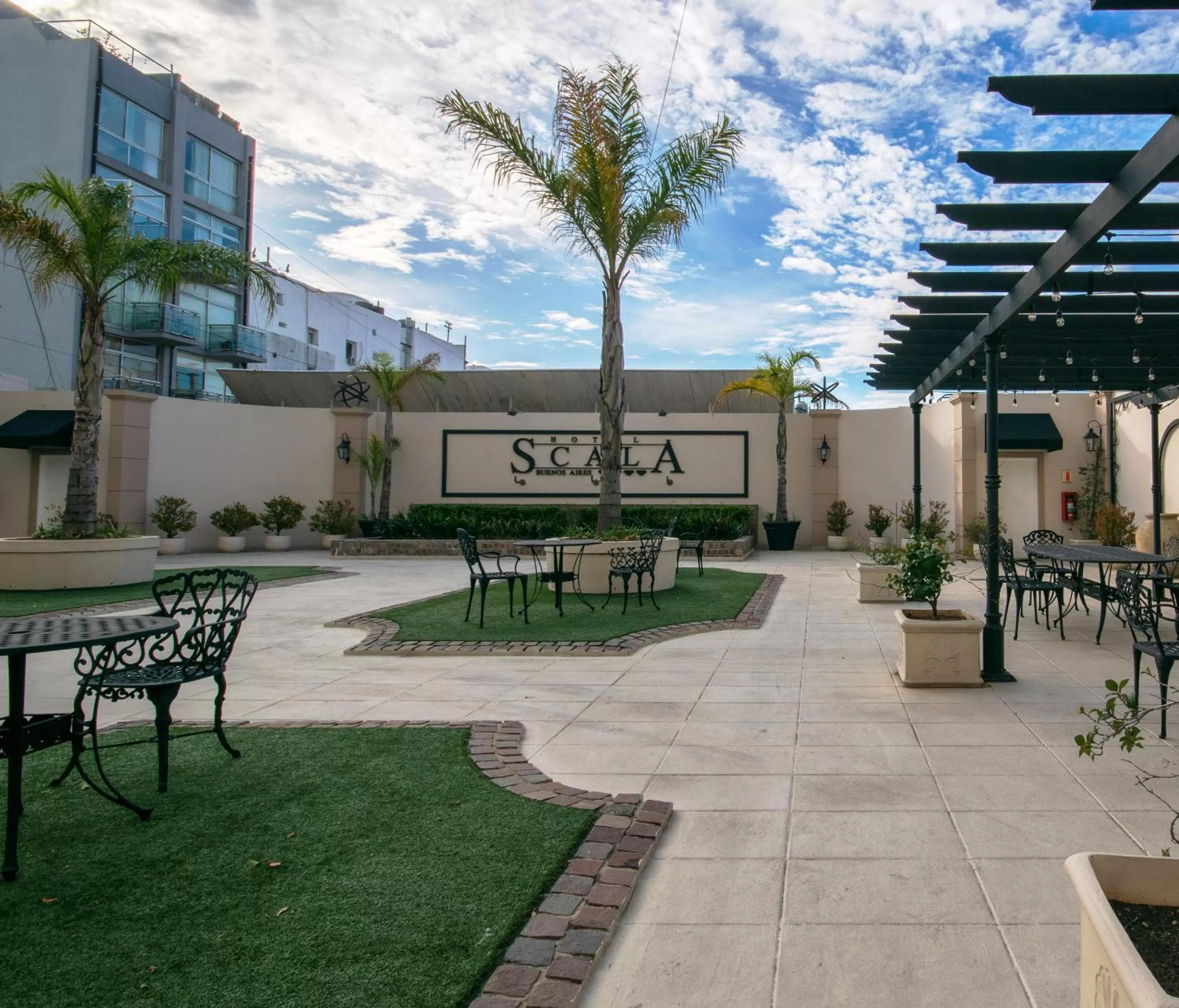 Property building in Scala Hotel Buenos Aires