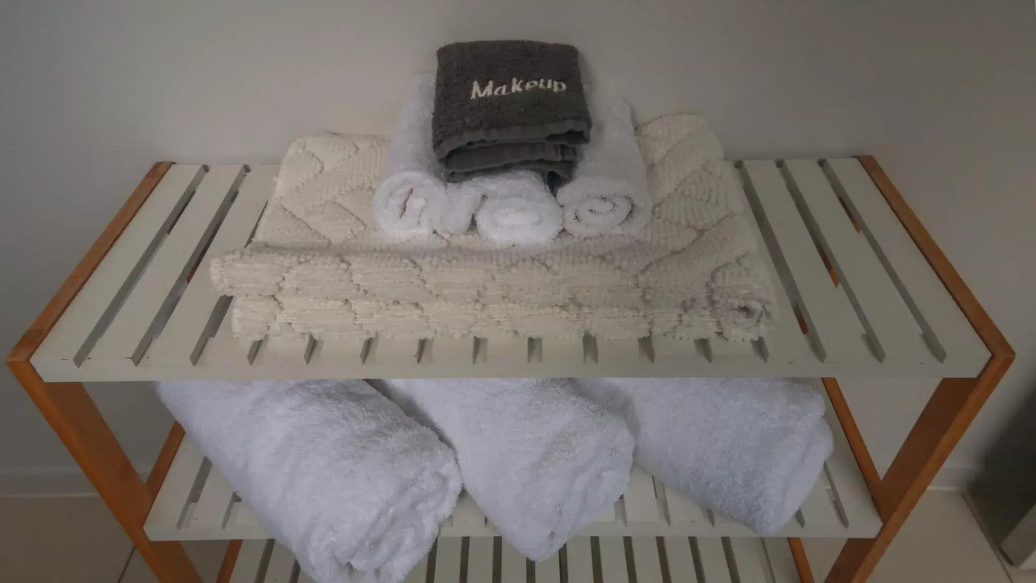 One-Bedroom Apartment in Fiesta Court Motel One-Bedroom Apartment in Fiesta Court Motel