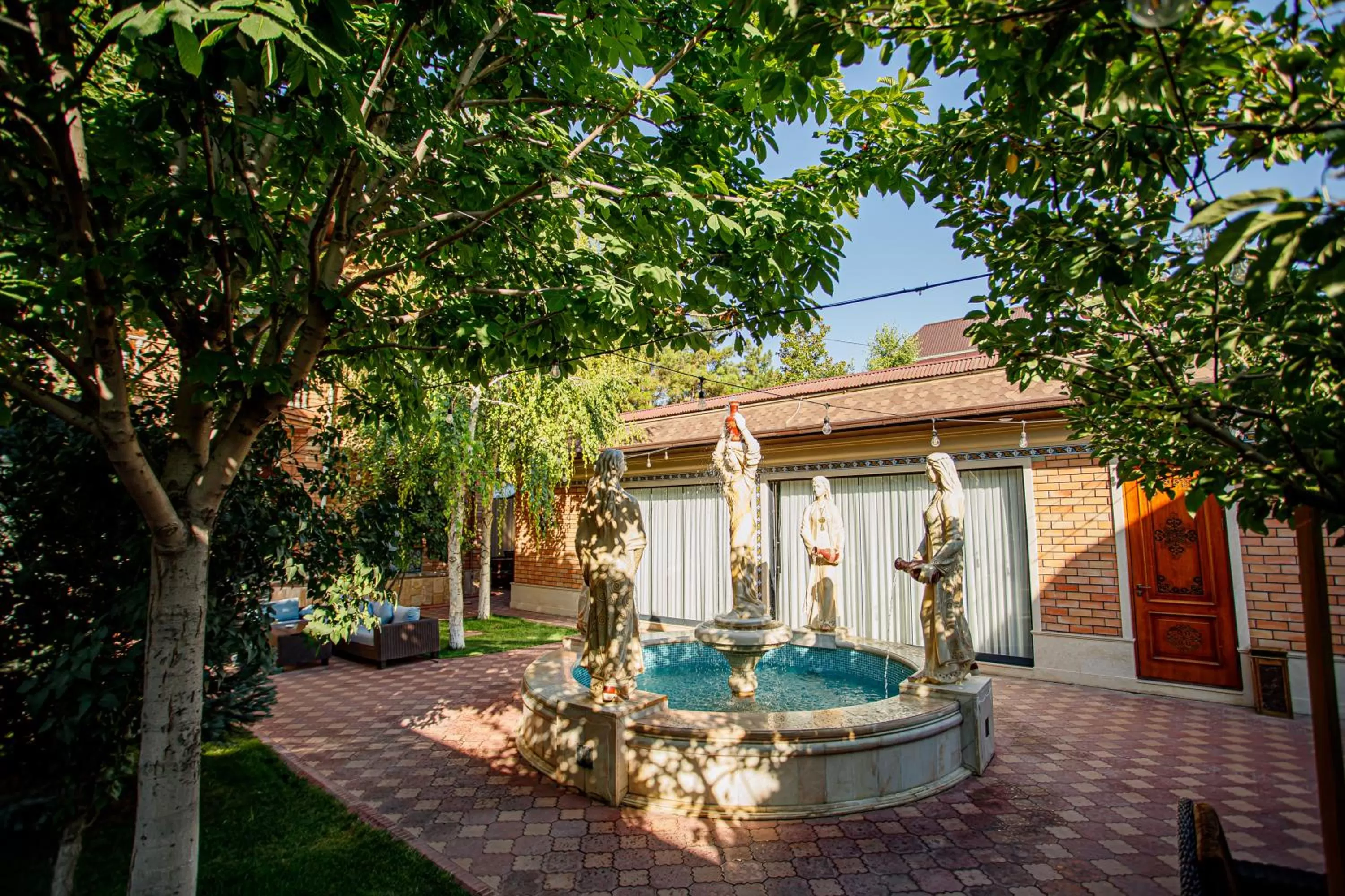 Area and facilities in Ichan Qal'a Premium Class Hotel