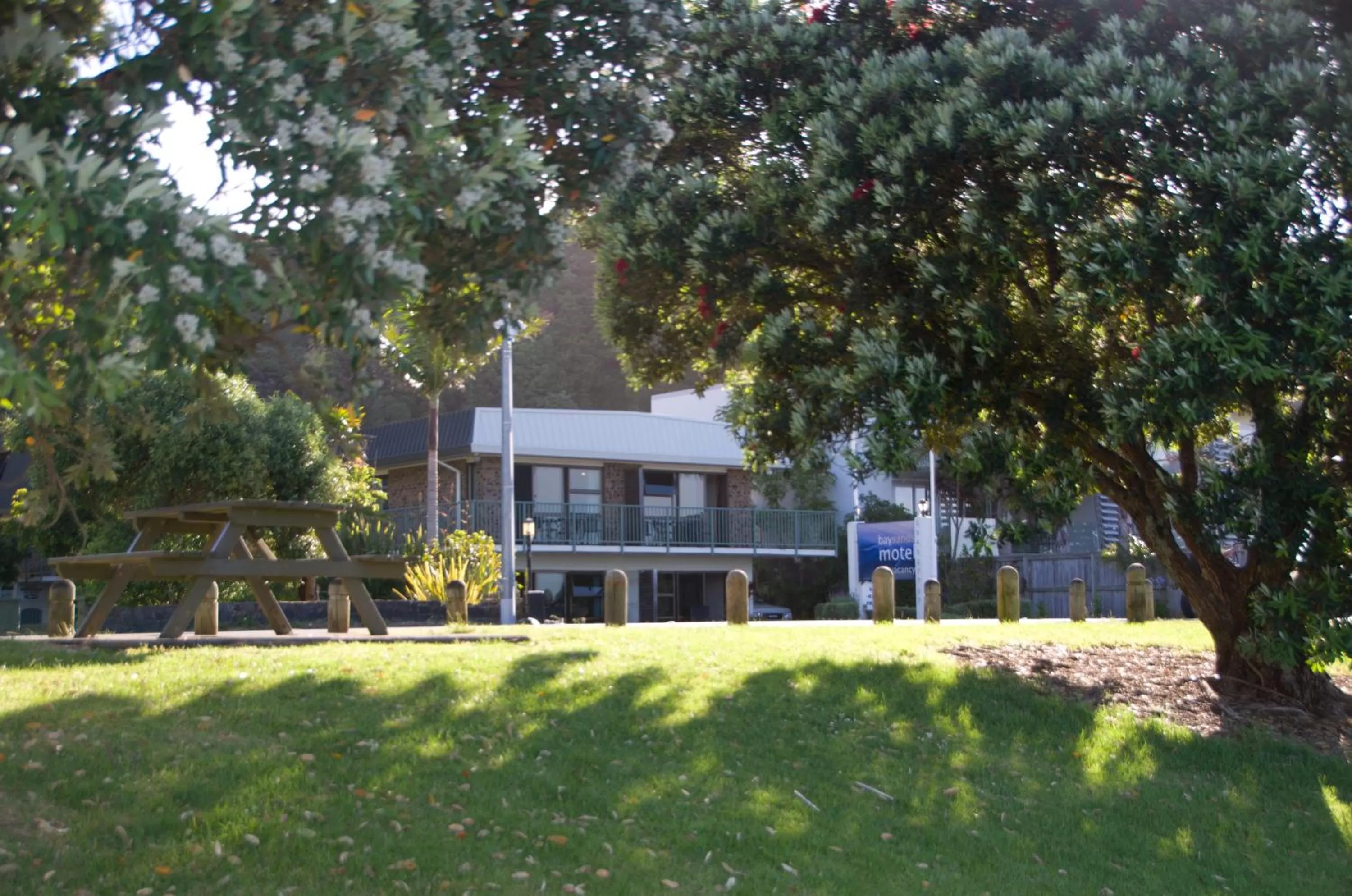 Facade/entrance in Bay Sands Seafront Studios