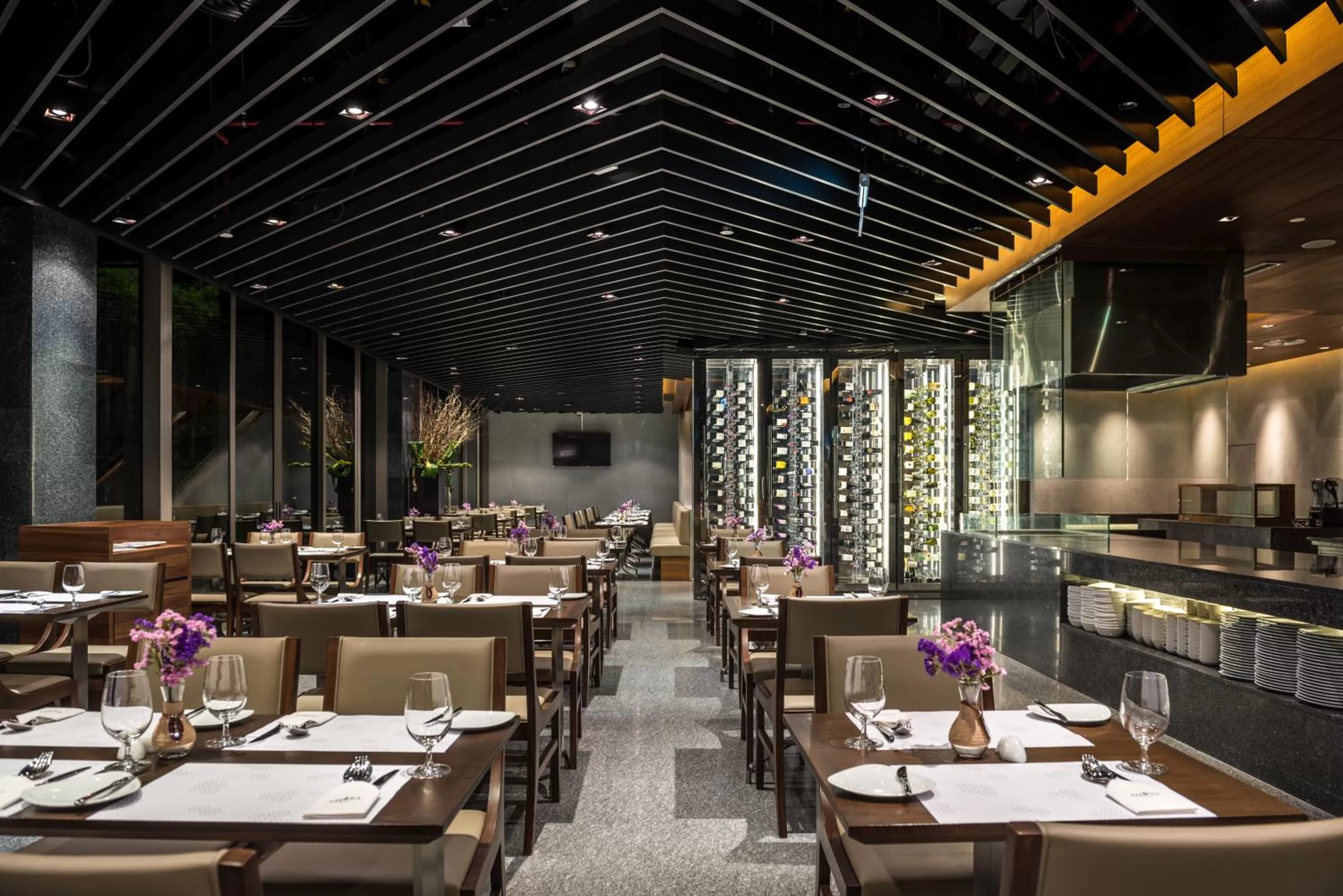 Restaurant/places to eat in Amara Bangkok Hotel