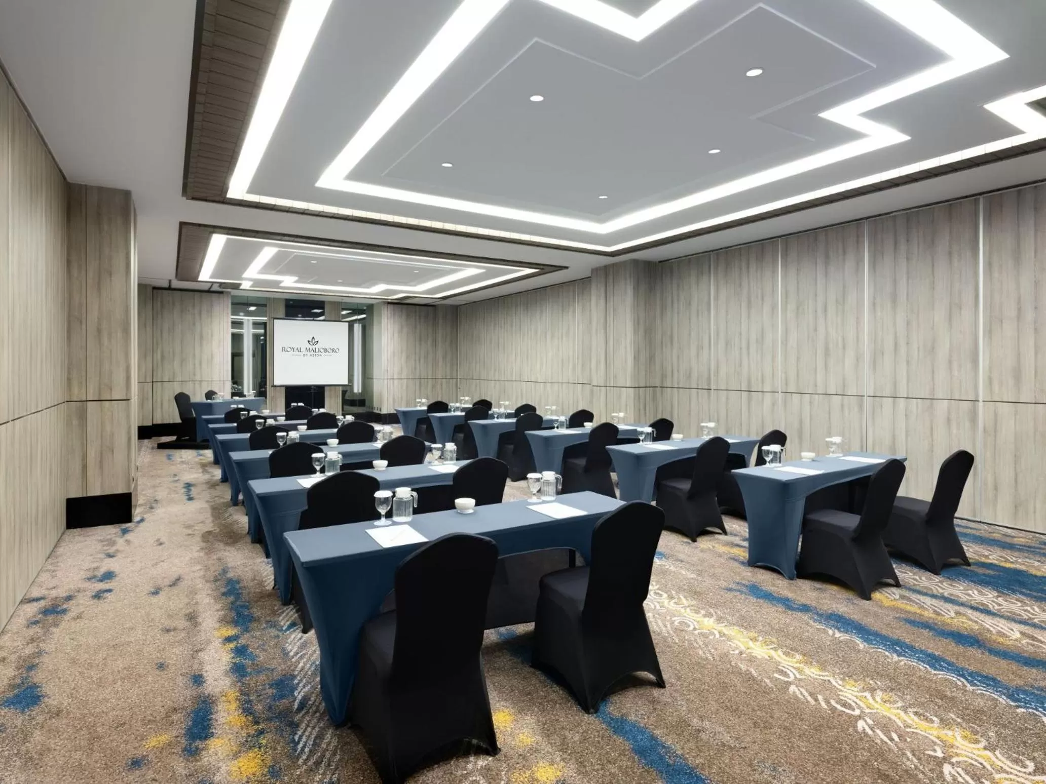 Meeting/conference room in Royal Malioboro by ASTON