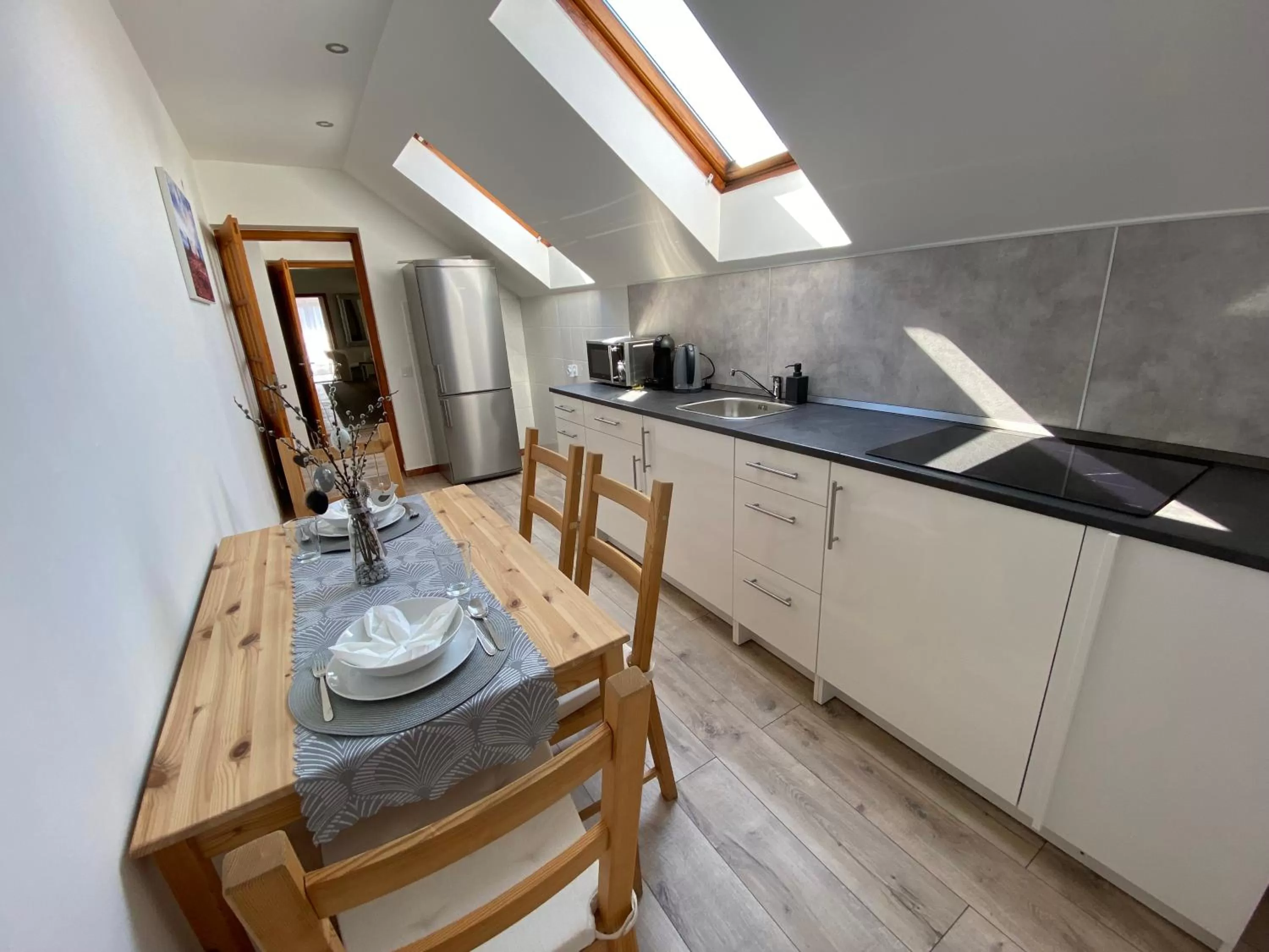 Kitchen or kitchenette in Villa Tara Bük