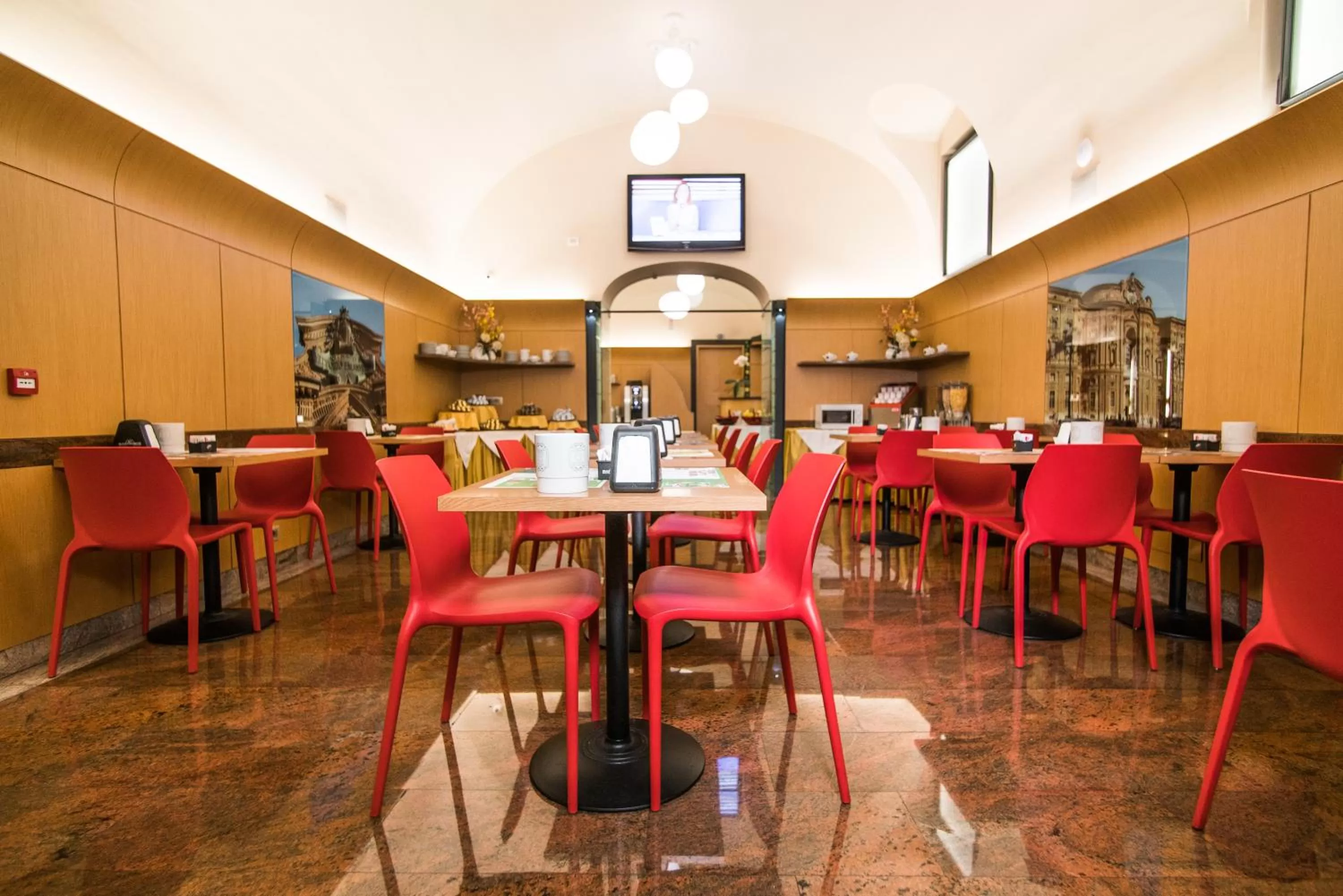 Lounge or bar in Le Petit Hotel