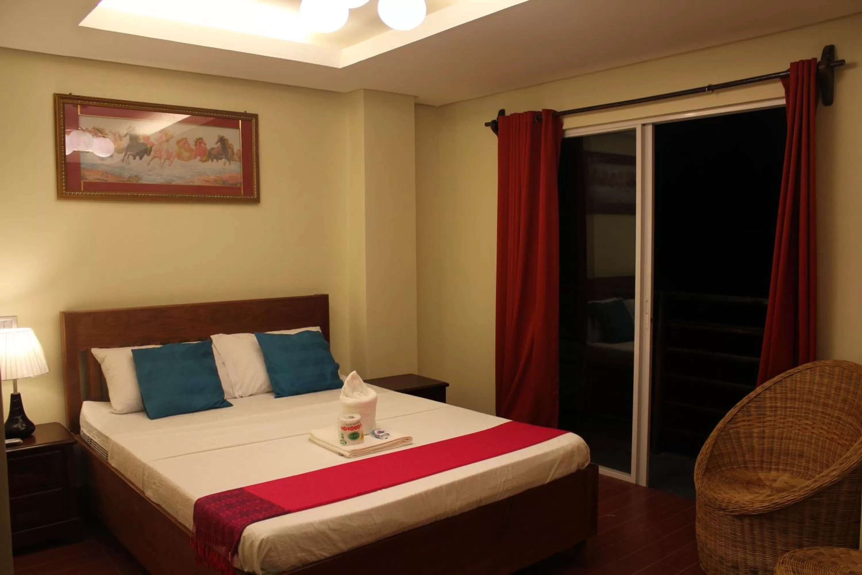 Photo of the whole room, Bed in Aqua Travel Lodge