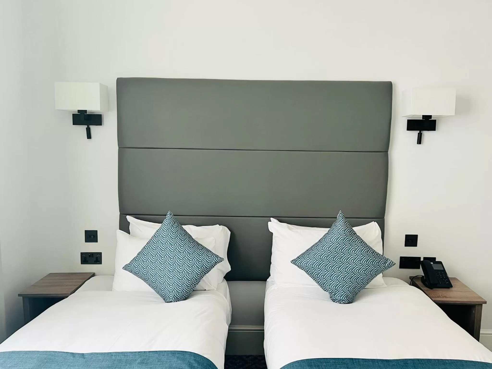 Bed in The J Hyde Park - A Park Avenue Hotel