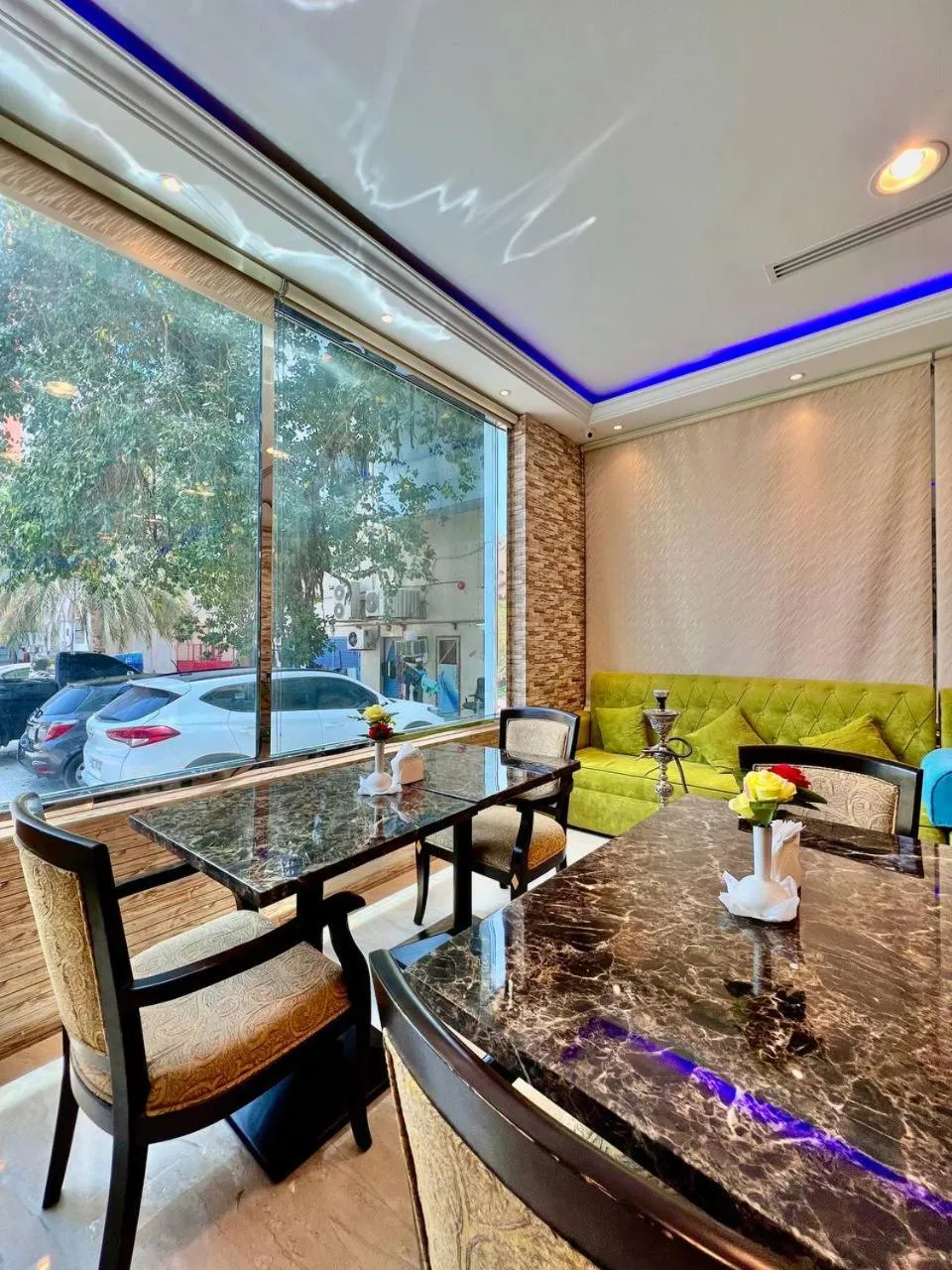 Food and drinks in Dream Palace Hotel