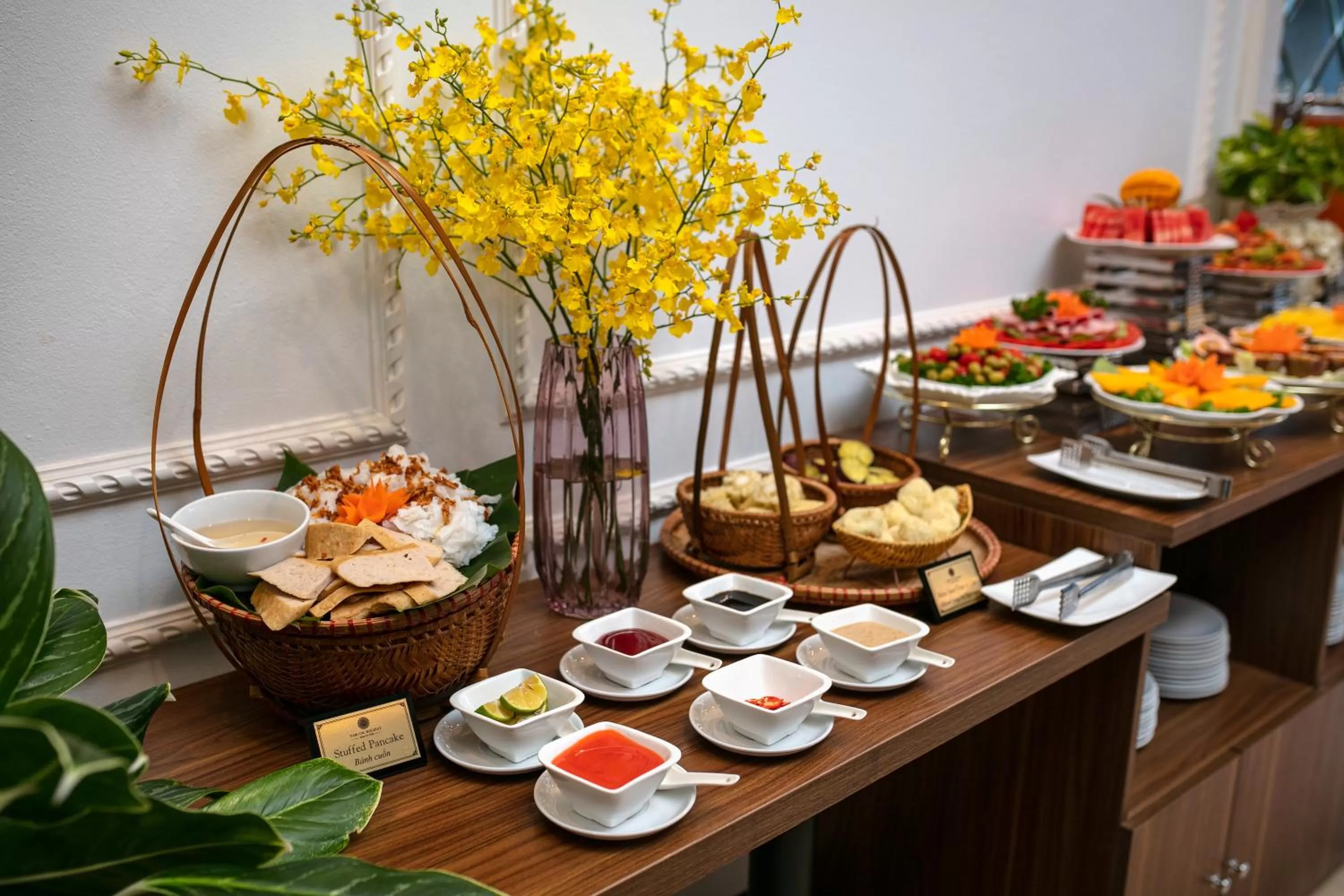 Restaurant/places to eat in Tam Coc Holiday Hotel & Villa