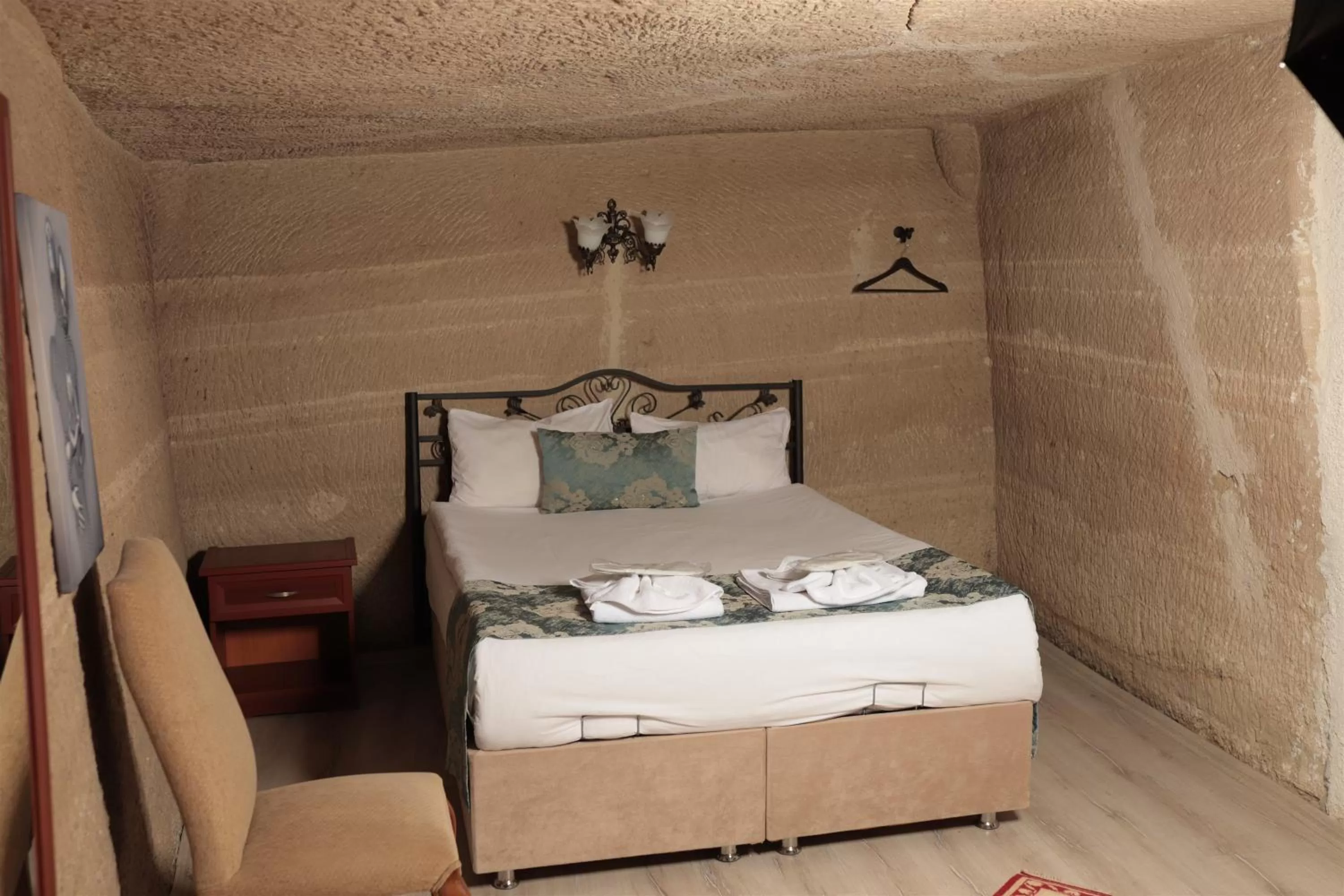 Bed in Guven Cave Hotel