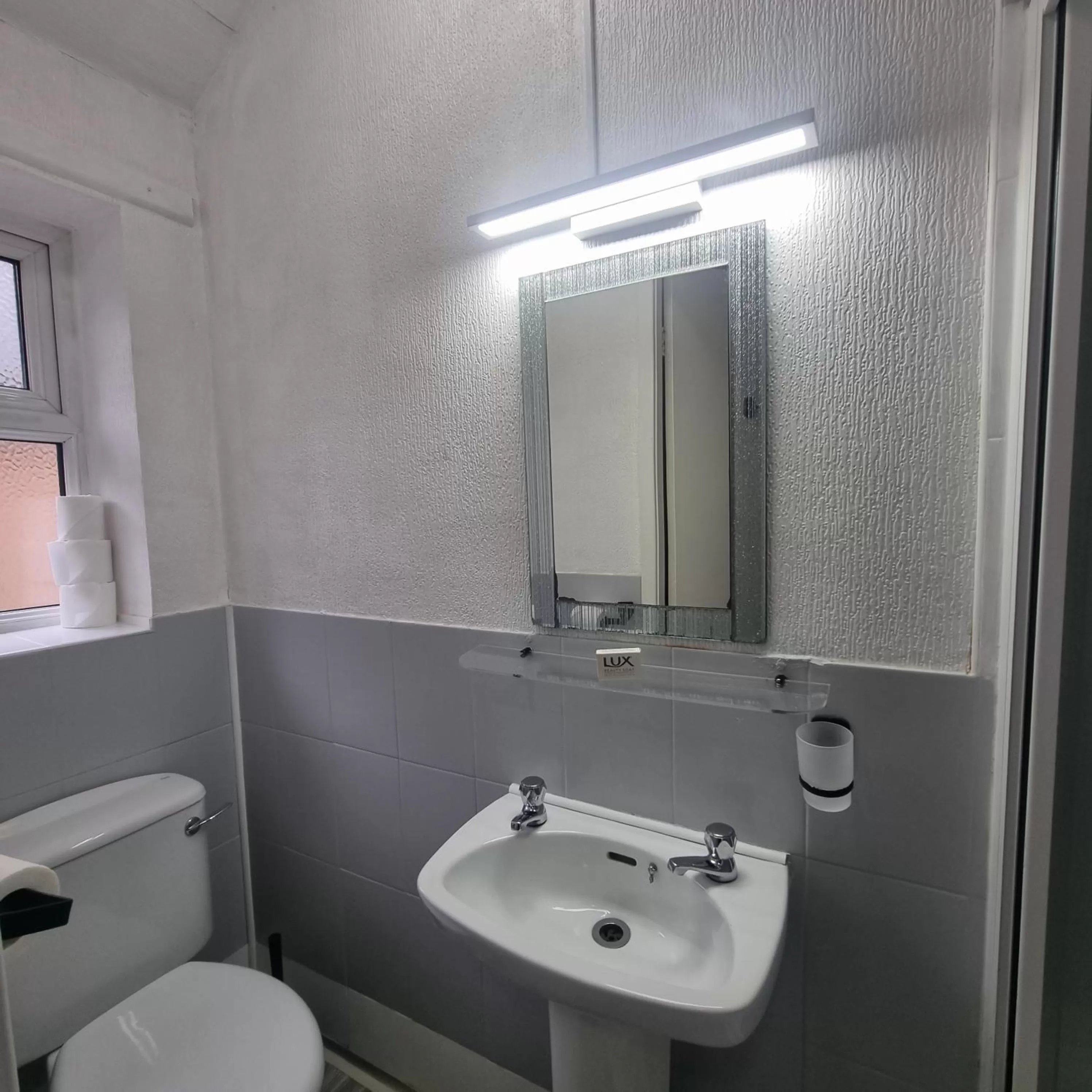 Palm Beach Hotel by the Sea