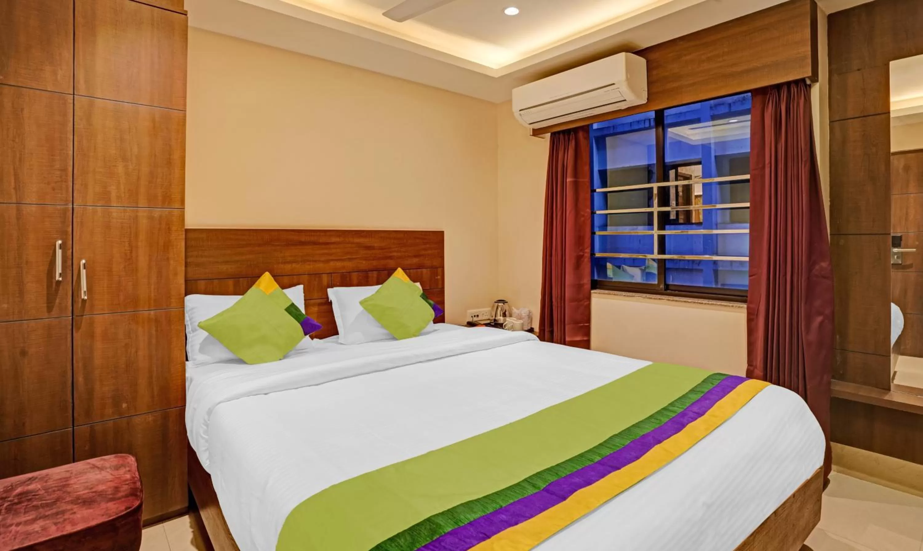Bedroom, Bed in Treebo Indrapuri Hotel & Resort, Siliguri Junction