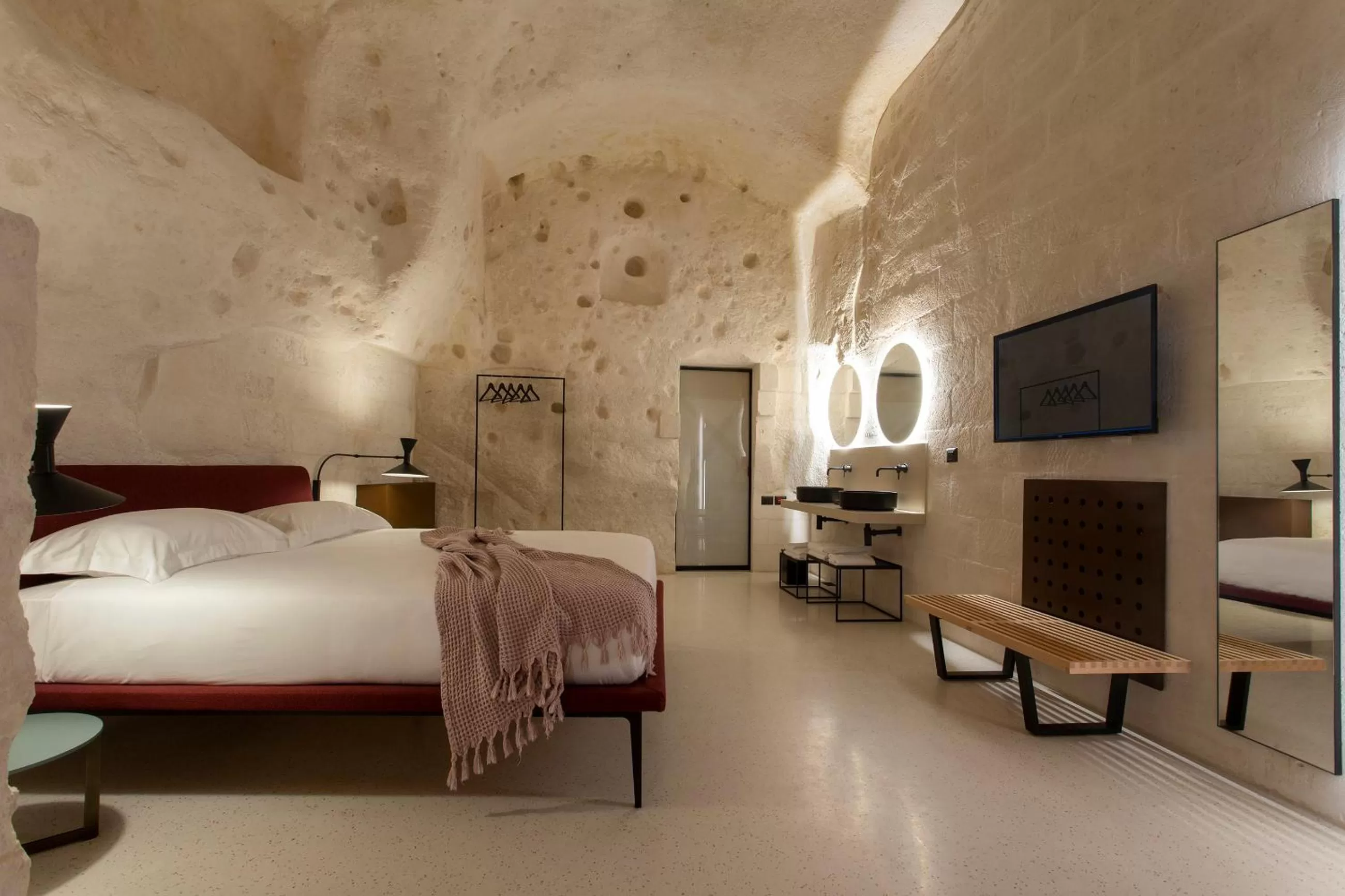 Photo of the whole room, Bed in PIANELLE RESORT