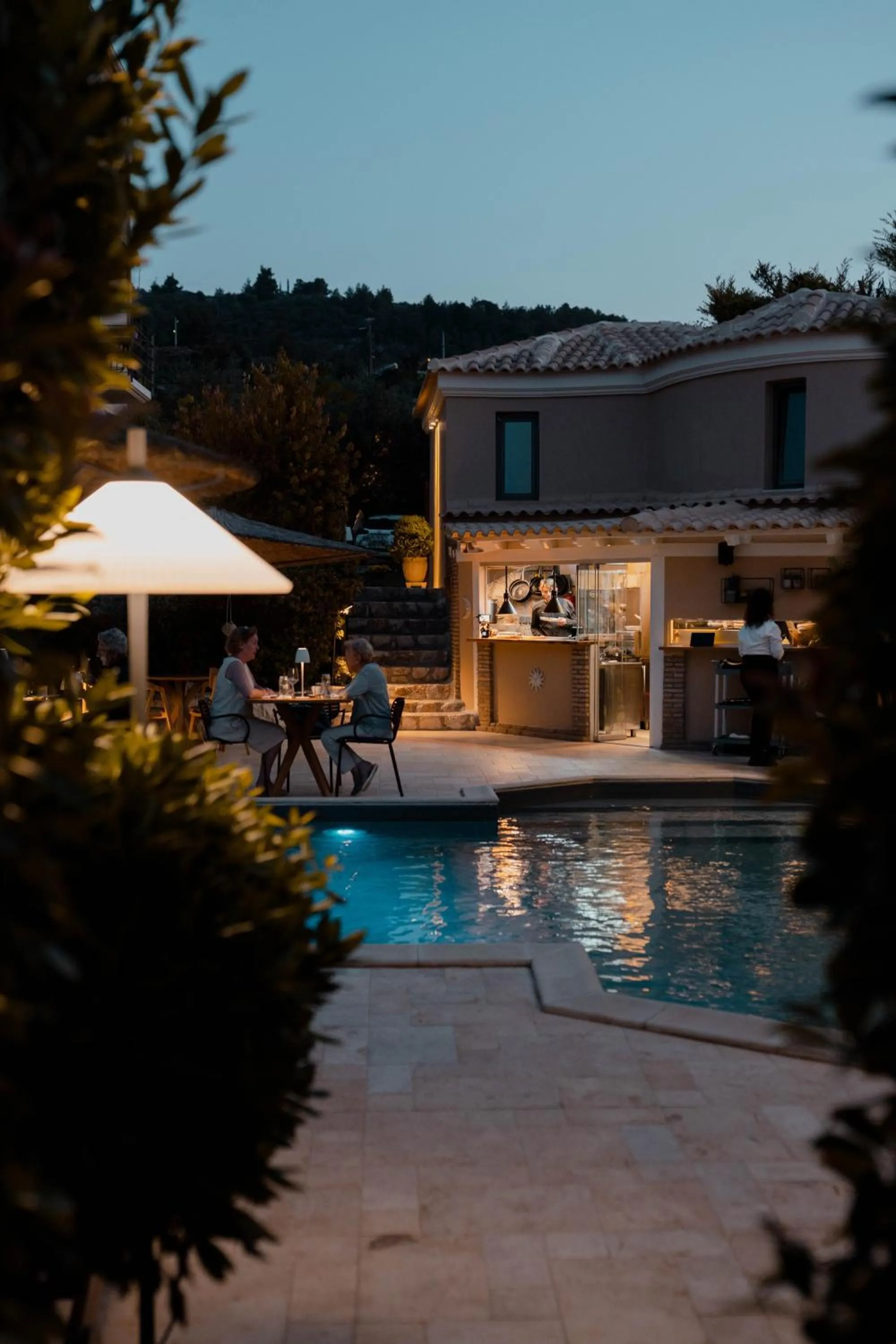 Restaurant/places to eat in Anthemion Suites and Villas