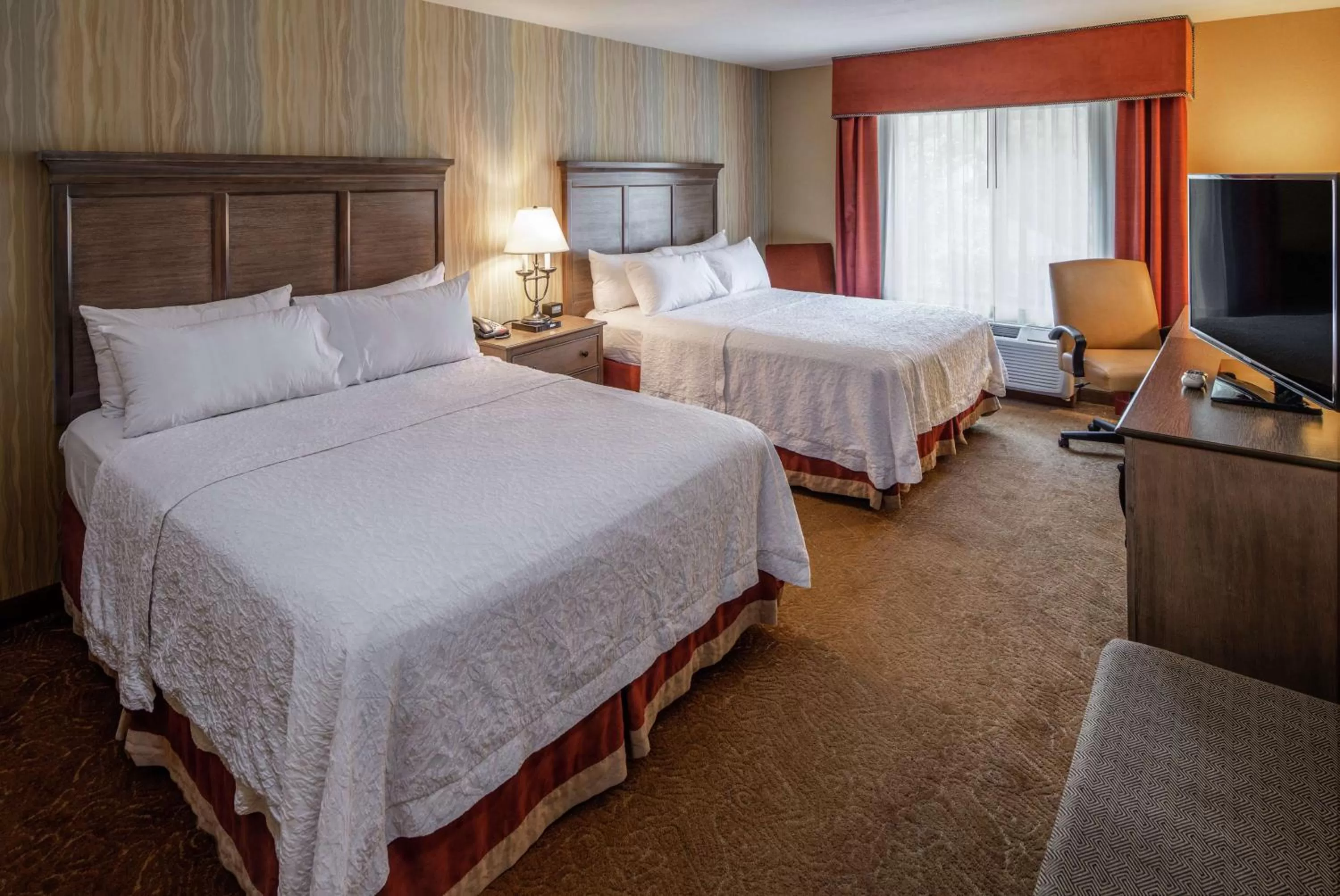 Queen Room with Two Queen Beds - Disability Access Hearing /Non-Smoking in Hampton Inn & Suites Springdale/Zion National Park
