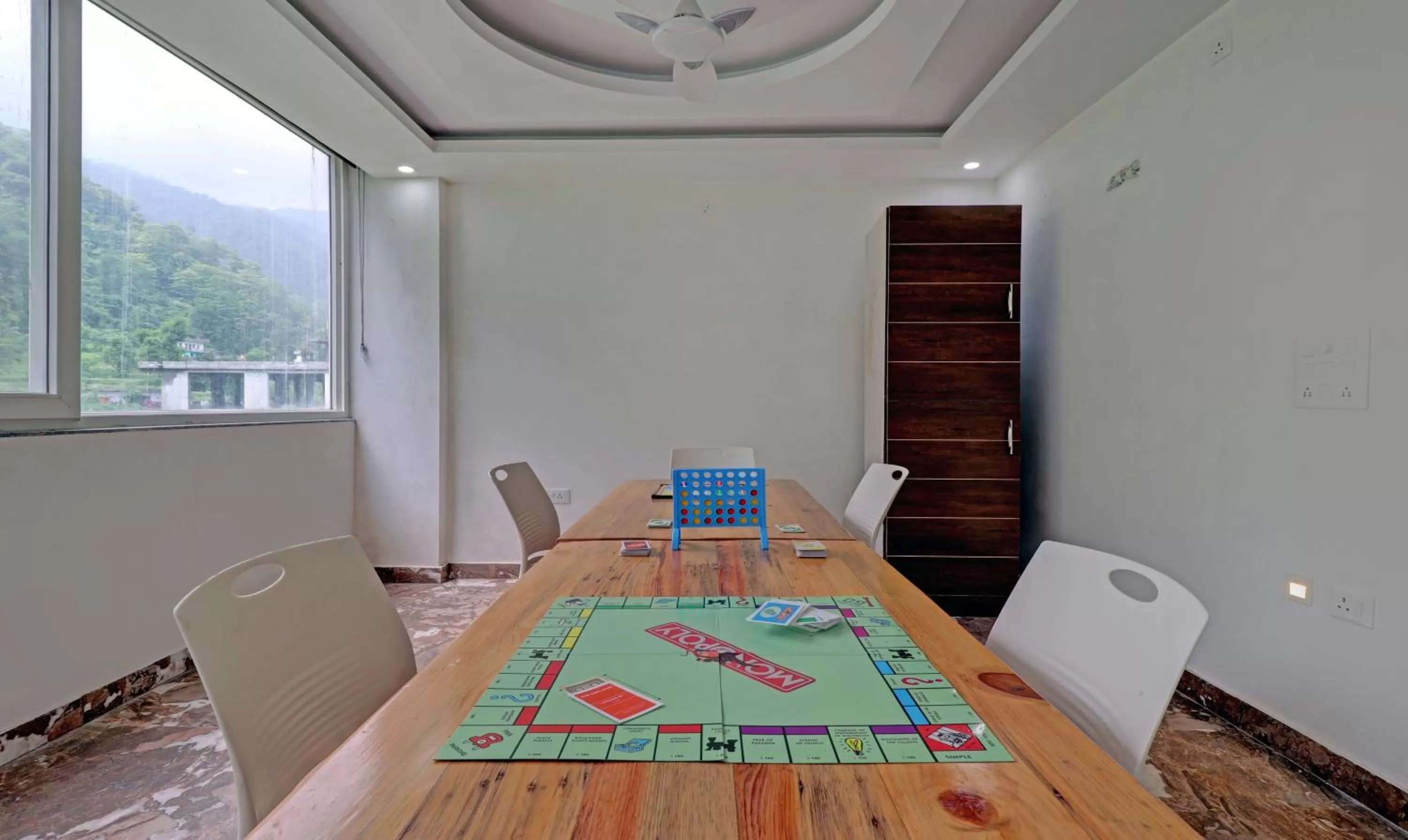 Living room in Hotel Hidden Delight Rishikesh