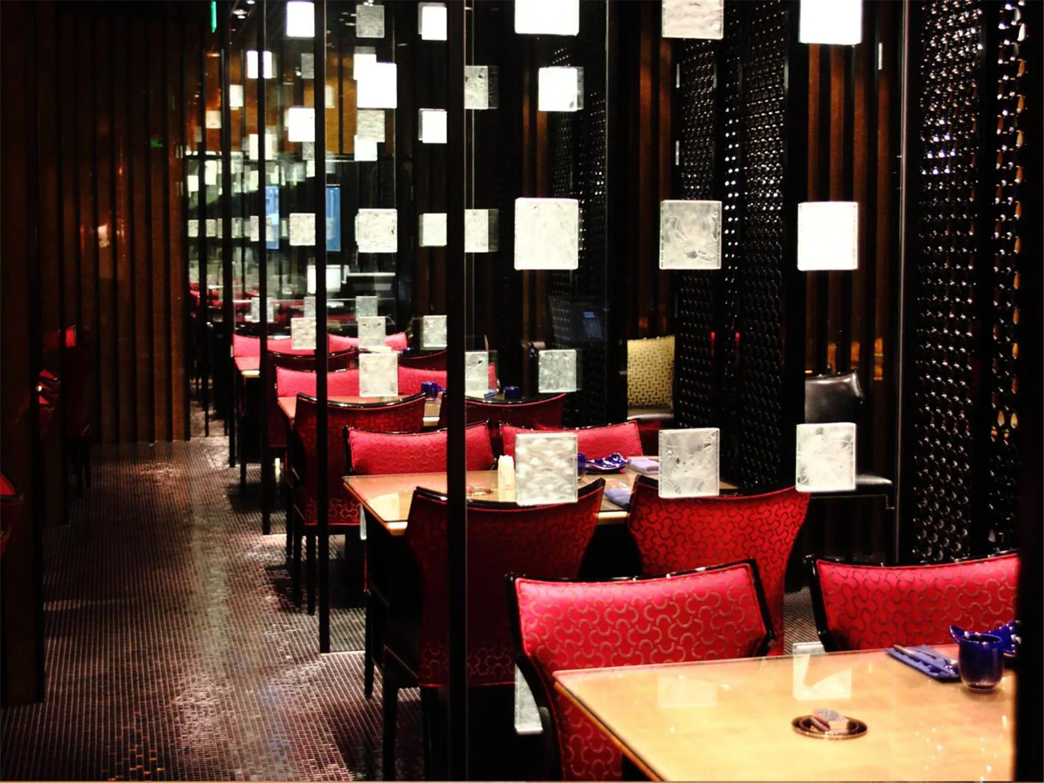 Restaurant/places to eat in The Kunlun Beijing Jin Jiang Radisson