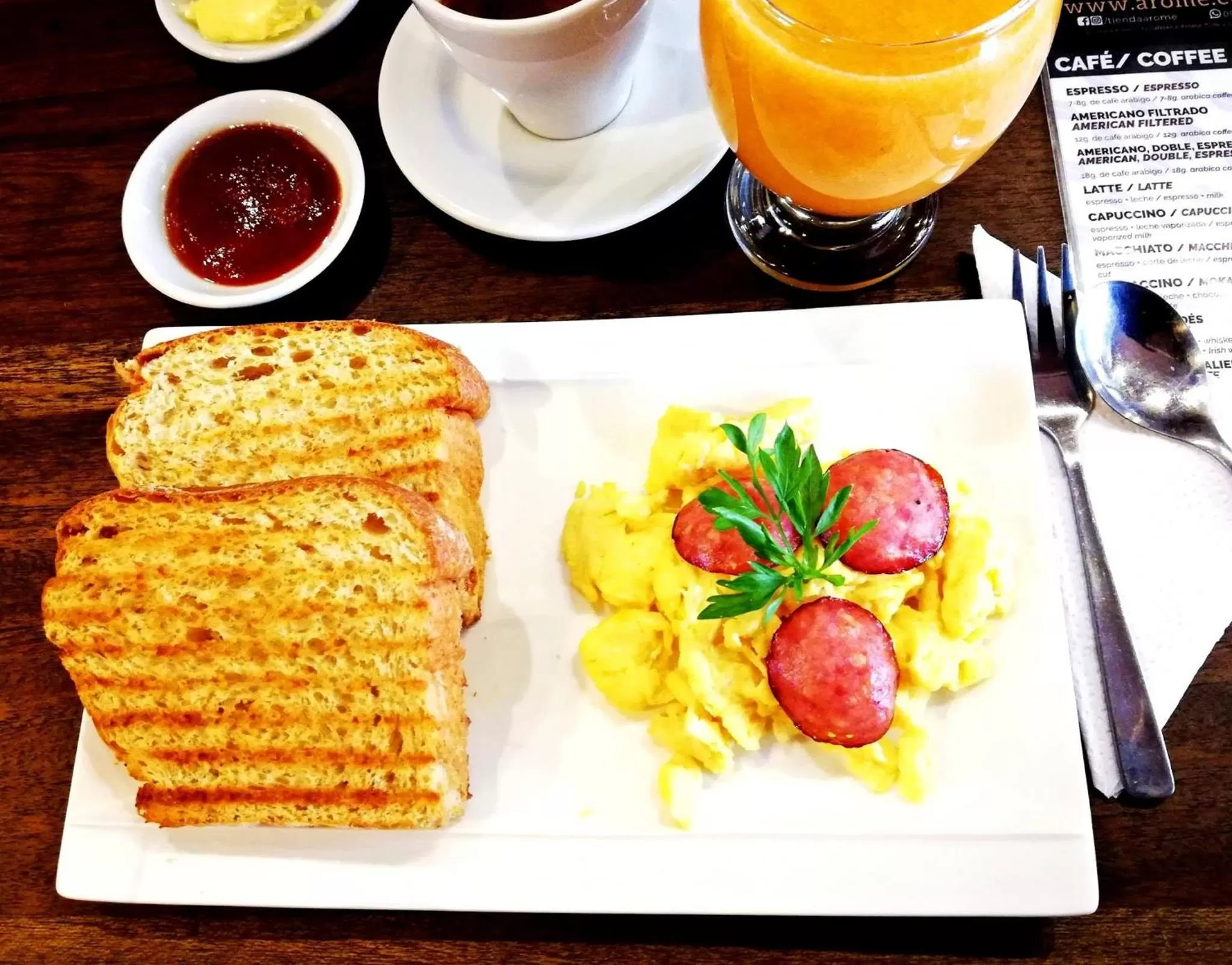 Breakfast in Casa del Balcon