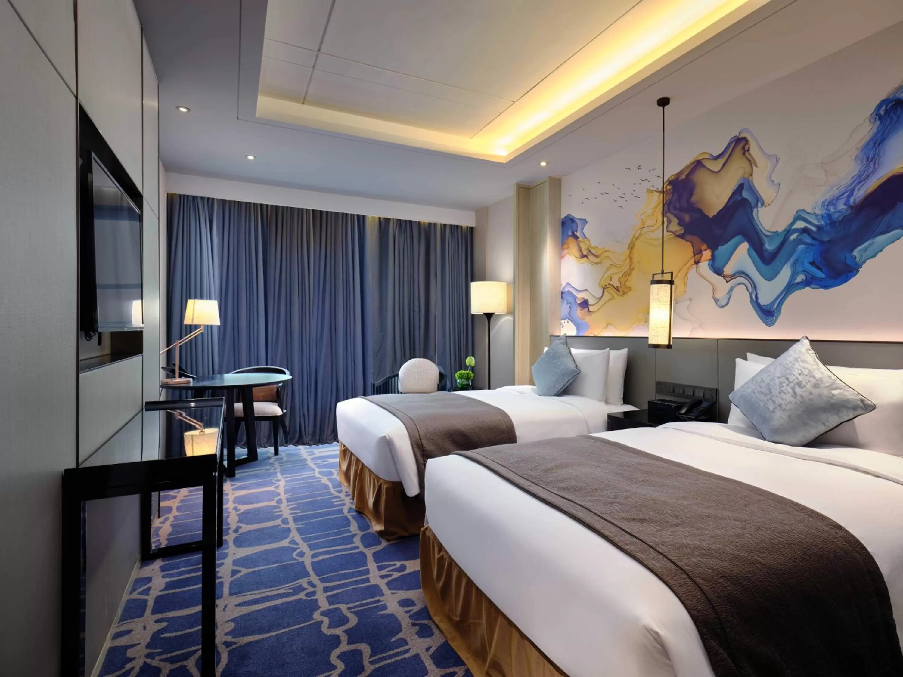 Bed in Primus Hotel Shanghai Sanjiagang - Offer Pudong International Airport and Disney shuttle