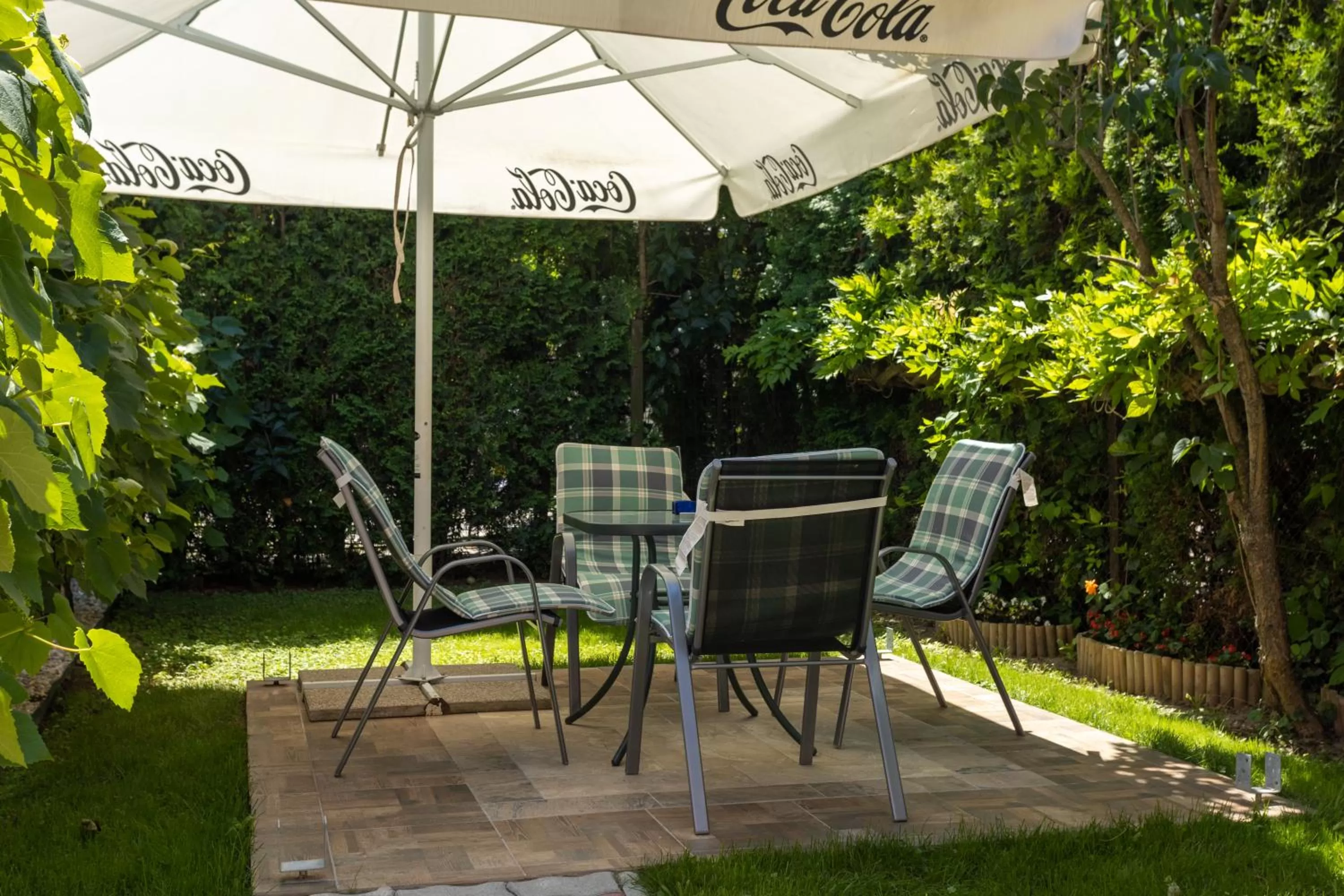 Garden in Illés Hotel