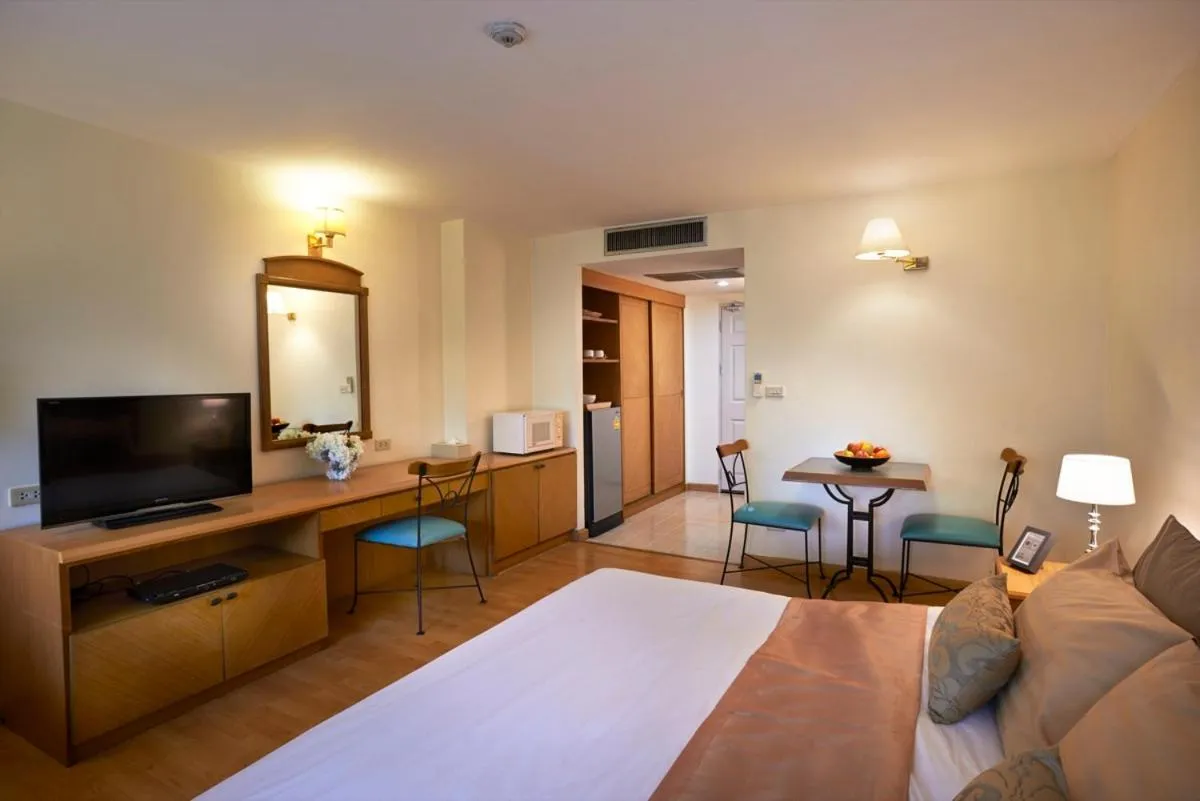 Photo of the whole room, Bed in Ravipha Residences