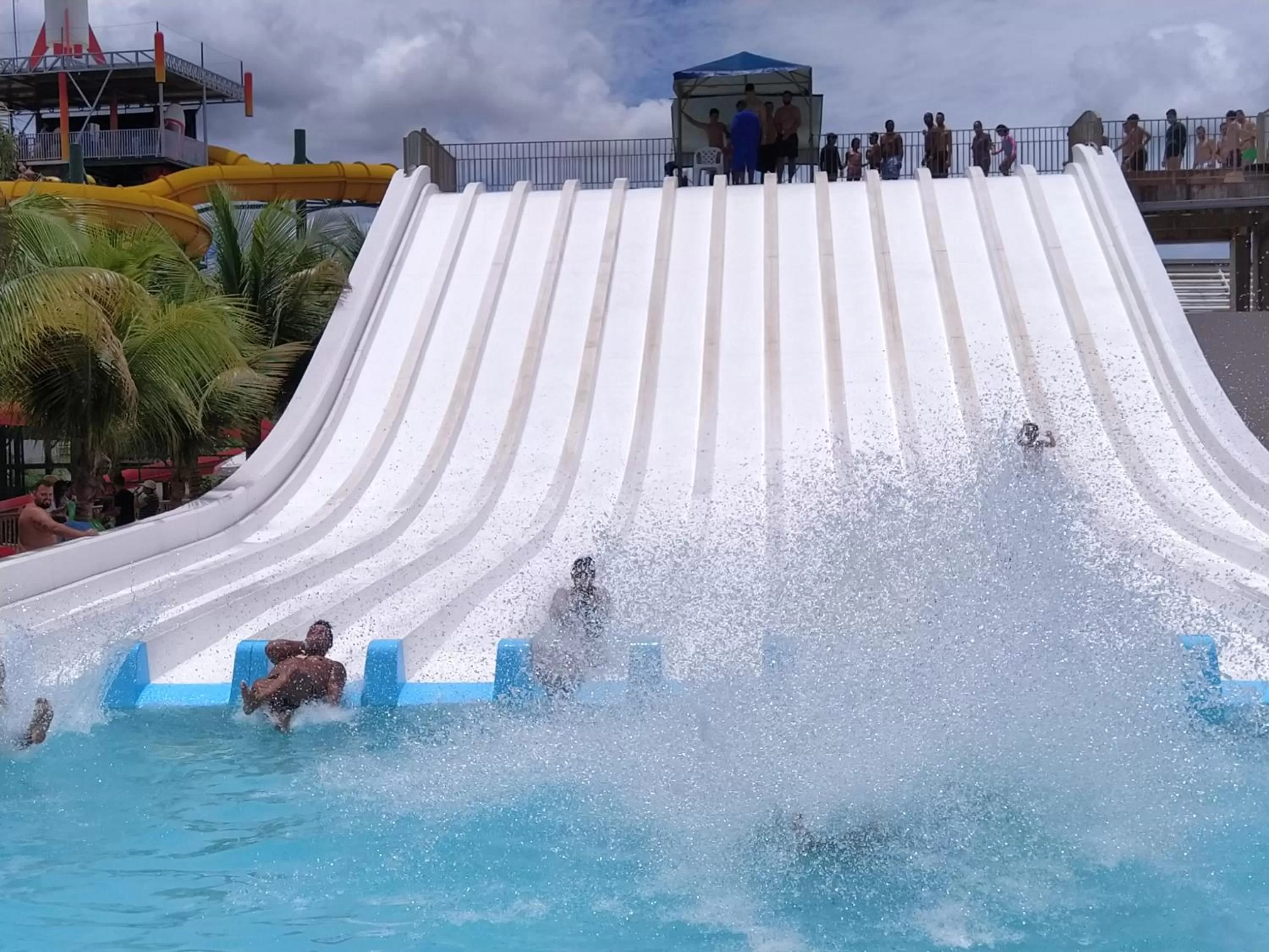 Spazzio Diroma Acqua e Splash Caldas novas, GRATIS PARK