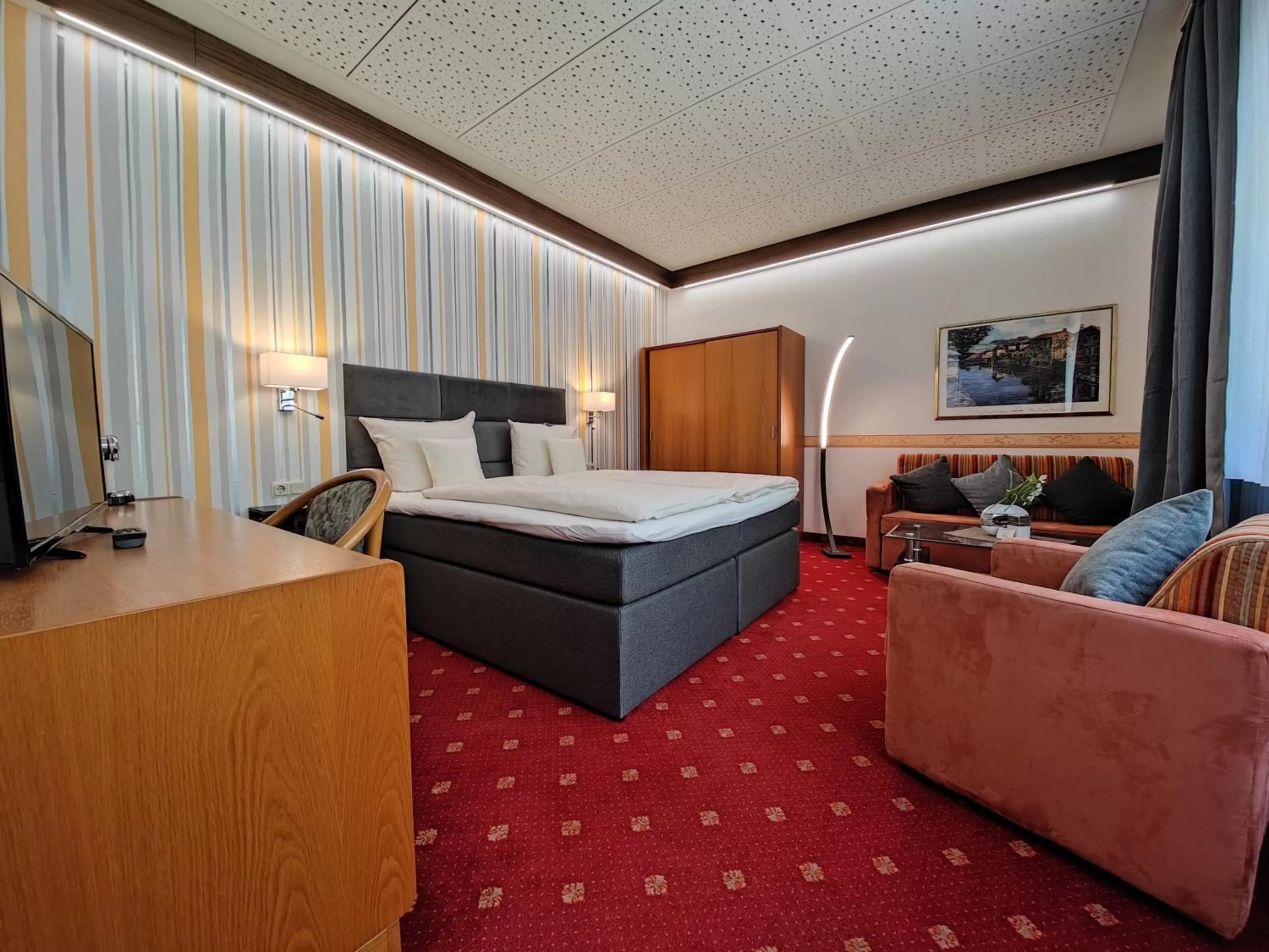 Photo of the whole room, Bed in Hotel Garni "Zur Alten Post"