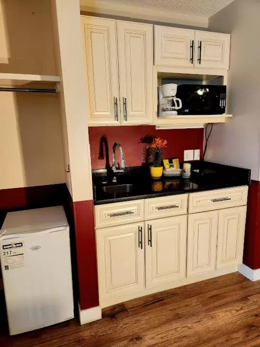 Rundle Mountain Lodge