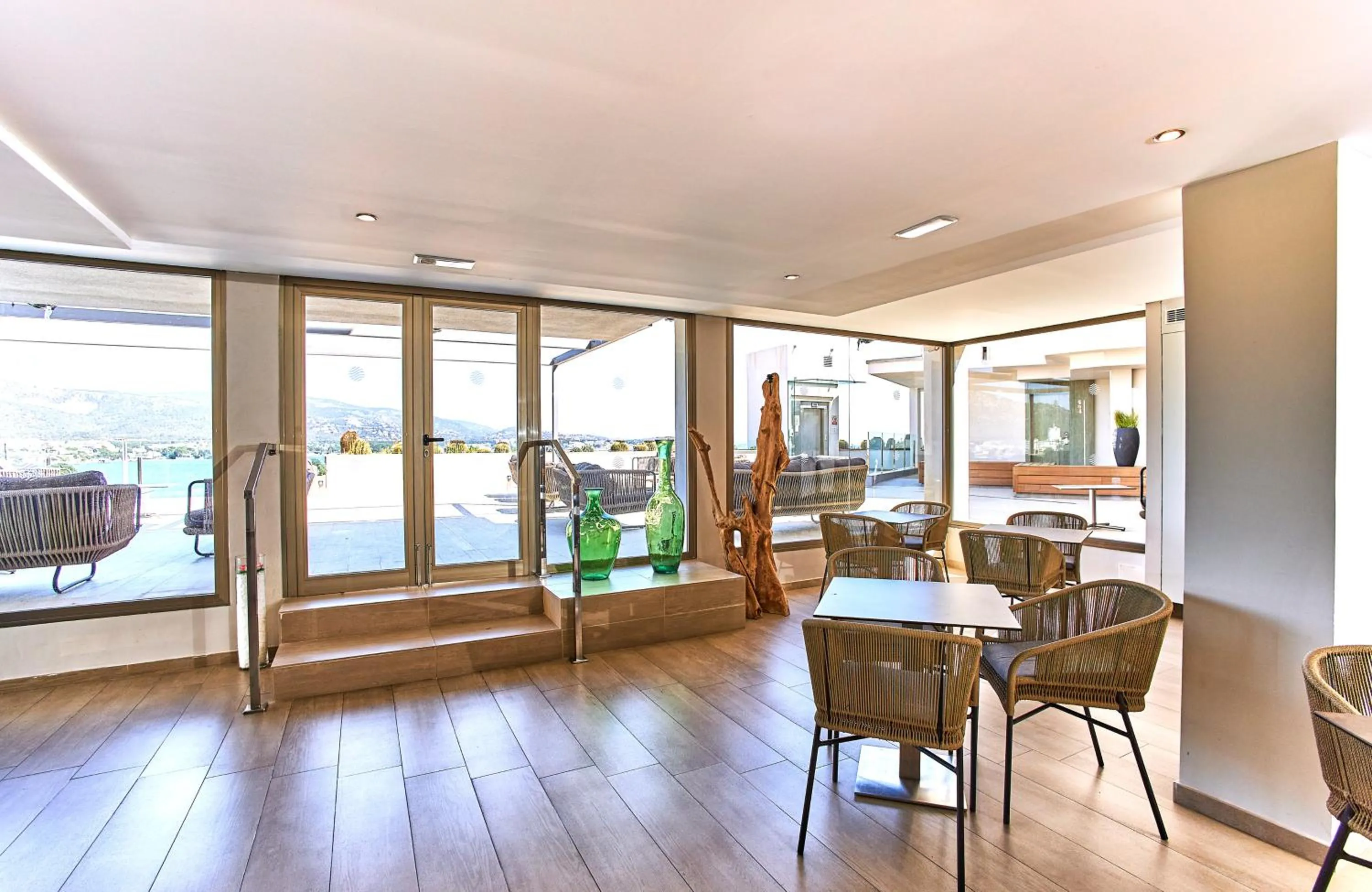 Seating area in Alua Palmanova Bay